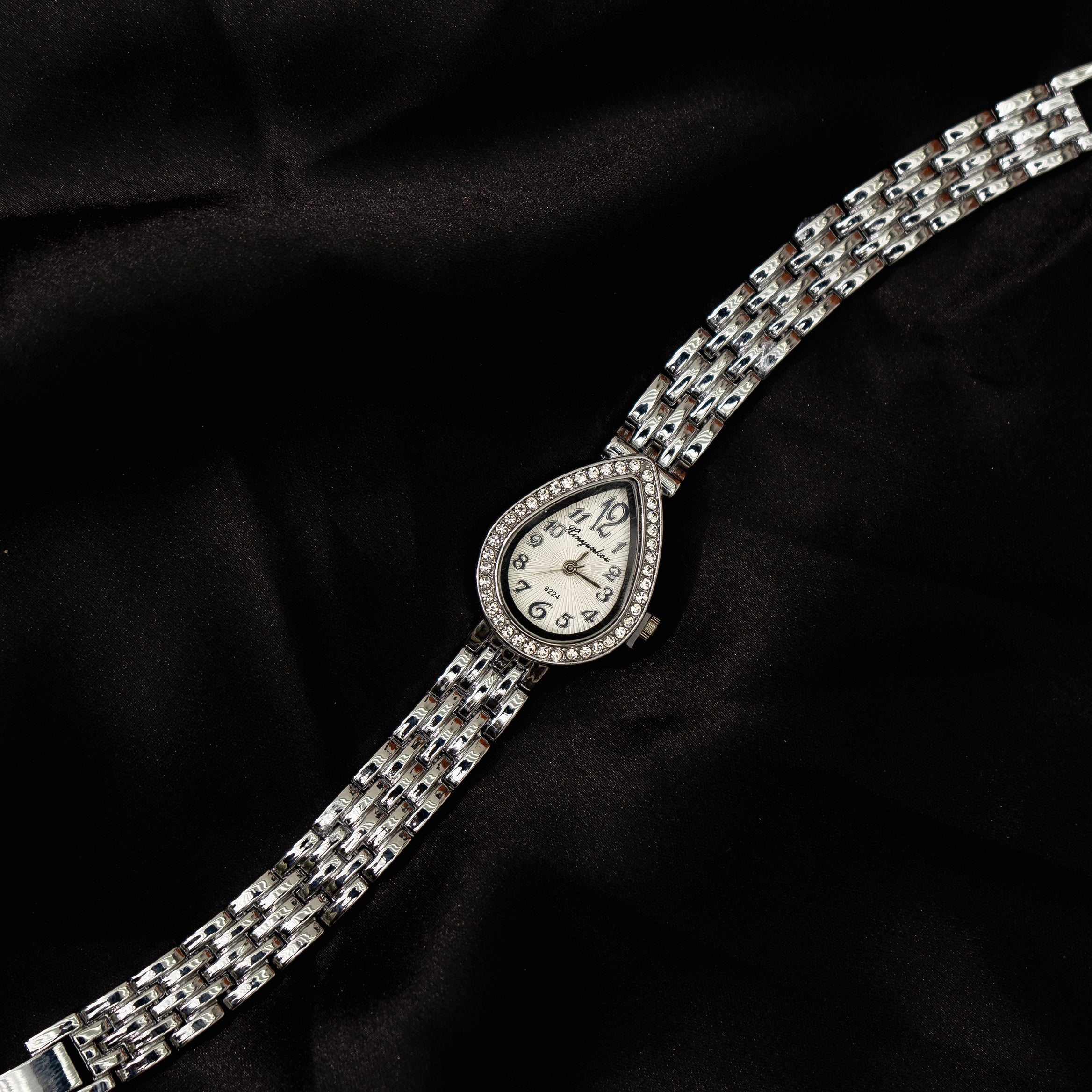 Dewelle Watch