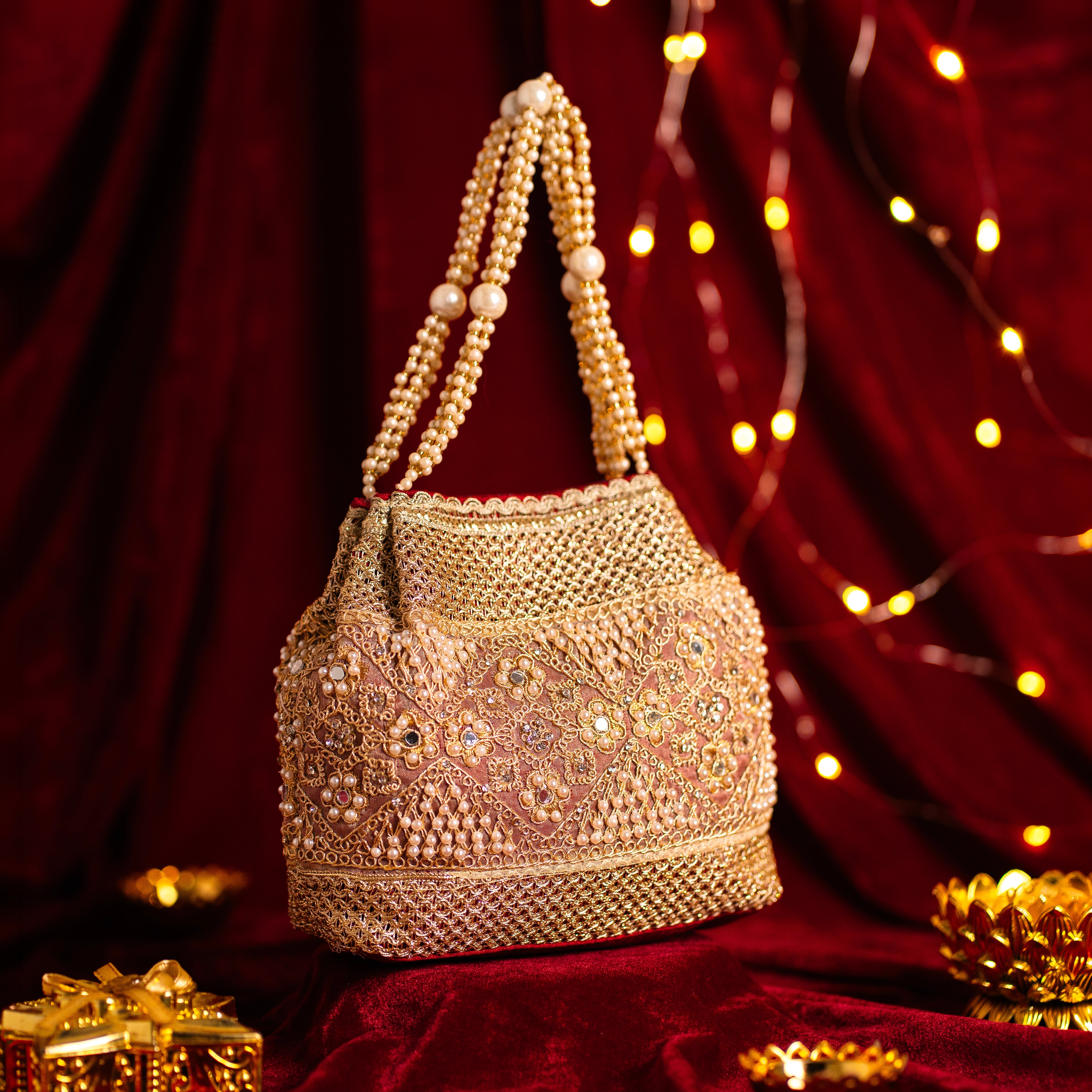 Pearl Elegance Potli