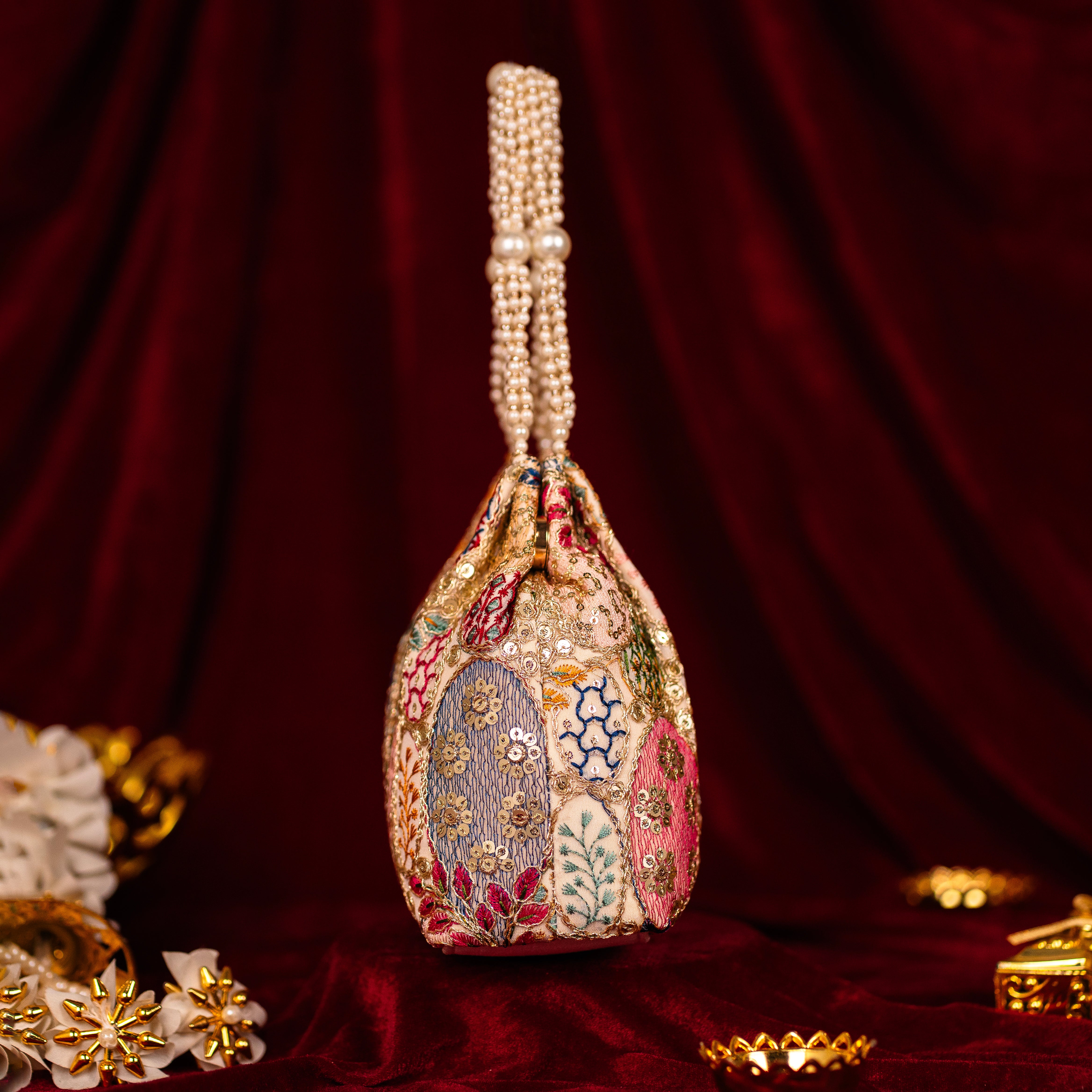 Opulent Pearl Potli