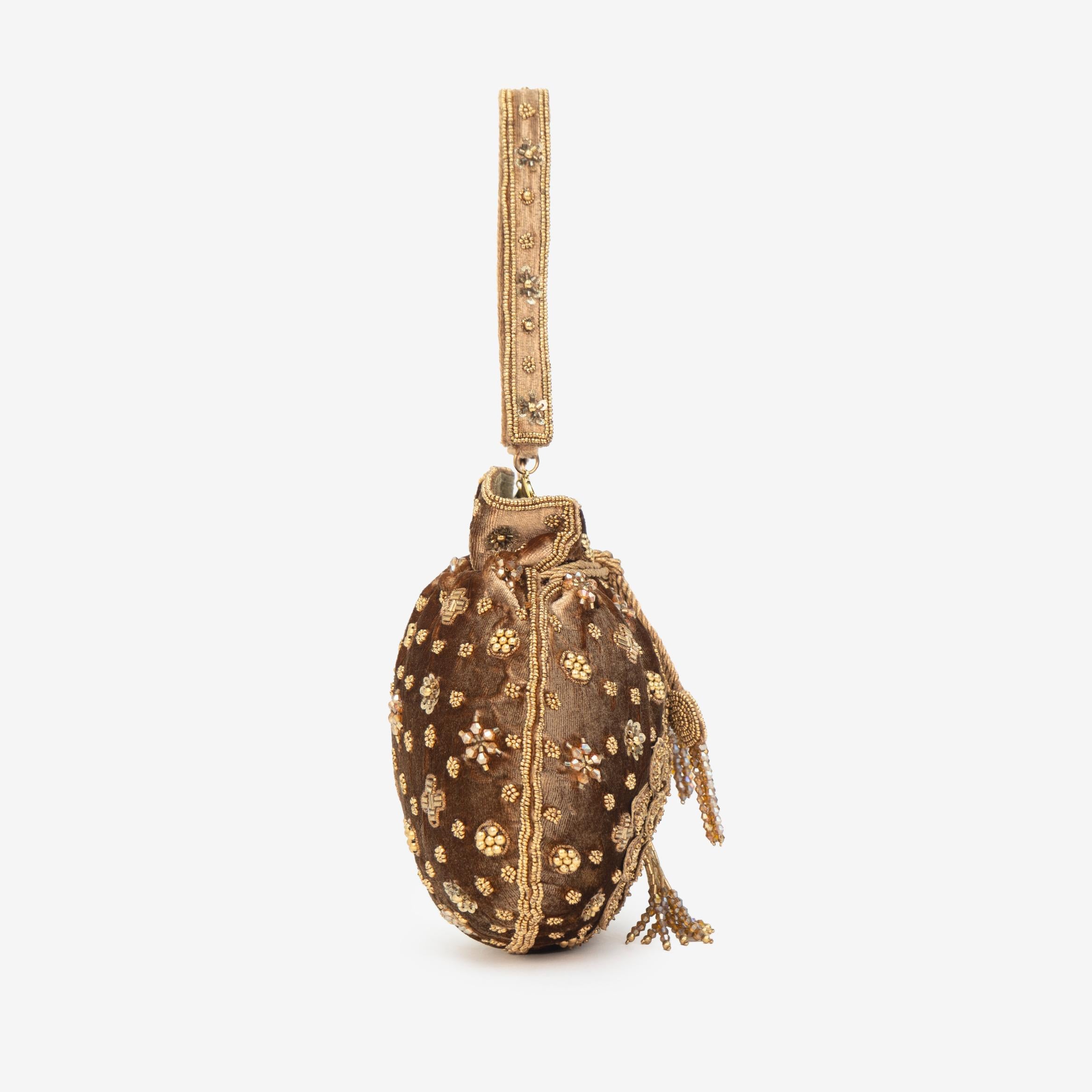 Precious Pearl Bloom Potli