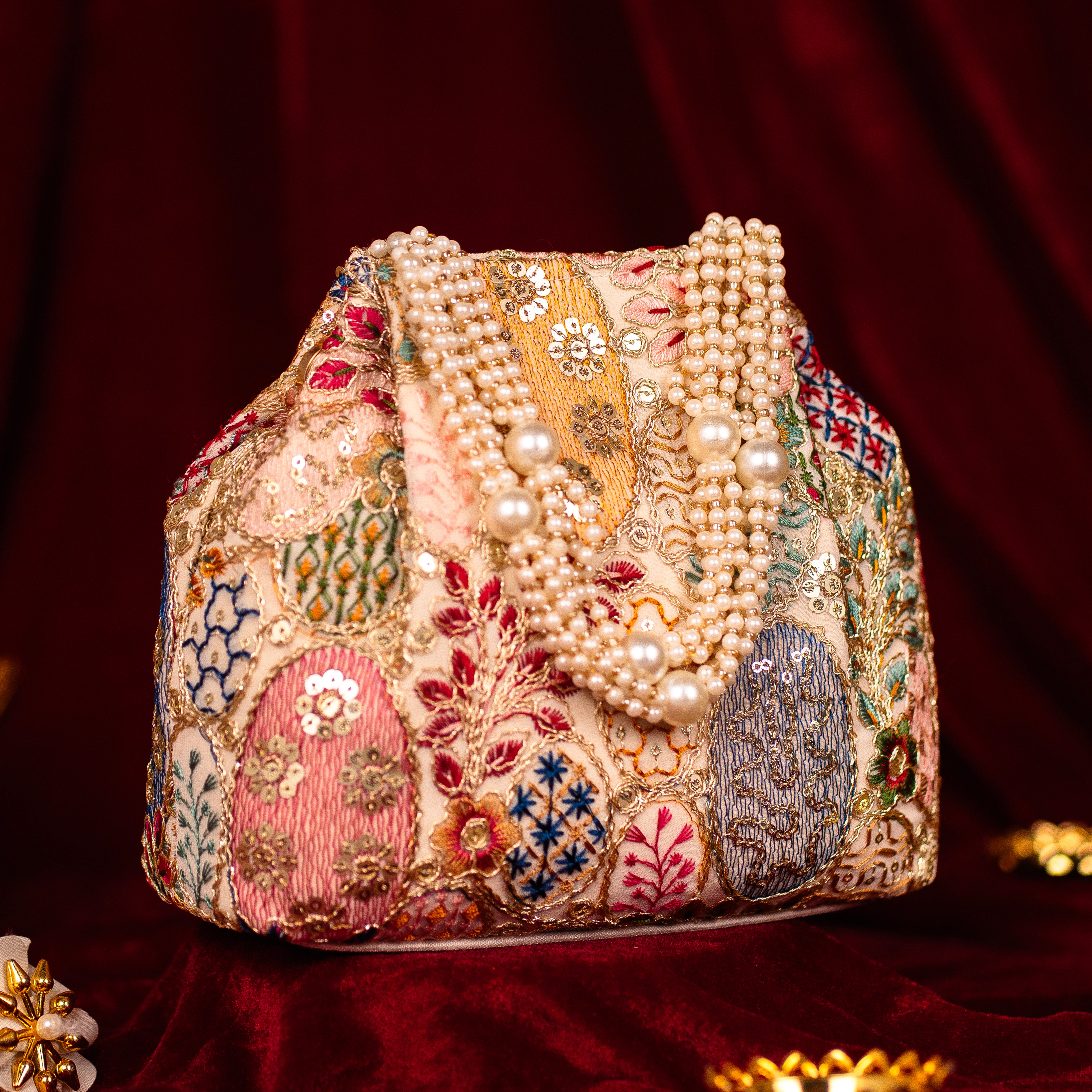 Opulent Pearl Potli