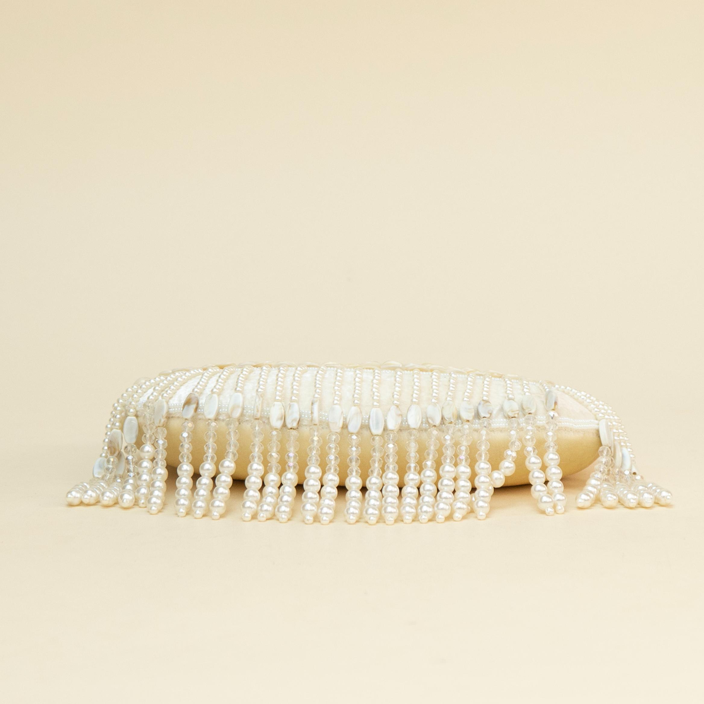 Roselle Bead Accent Line