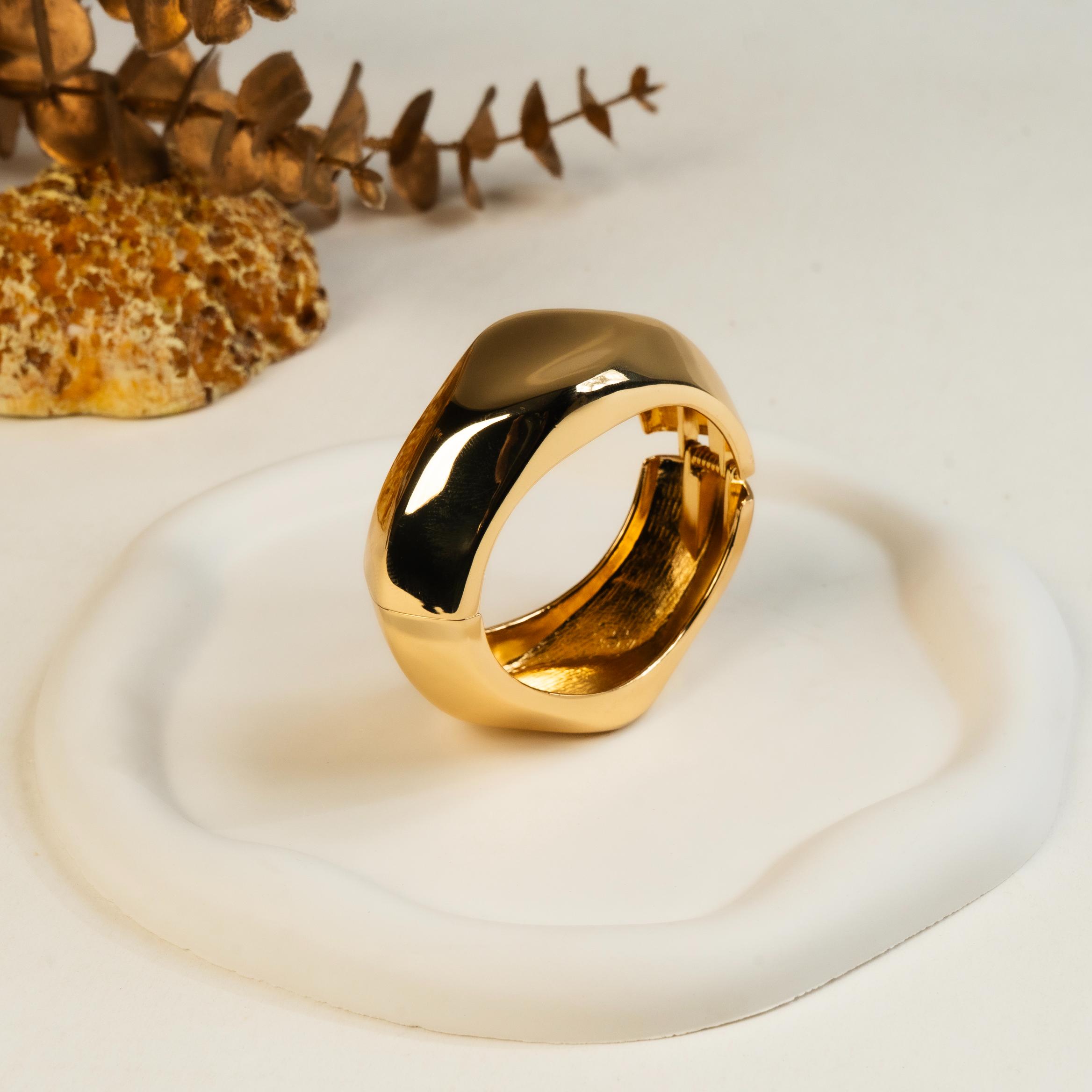 Sovereign Shine Kada