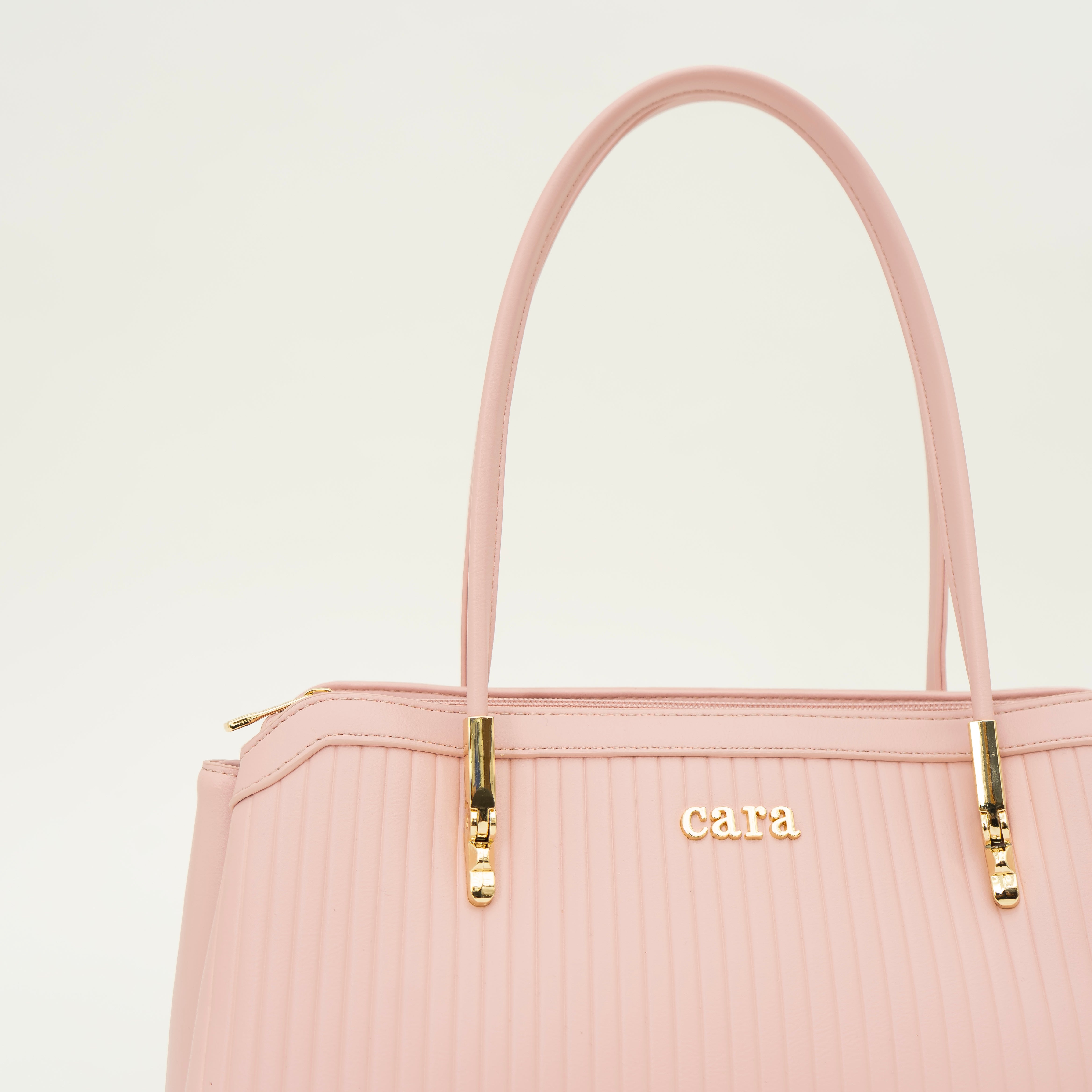 Exclusive Pink Handbag I CARA