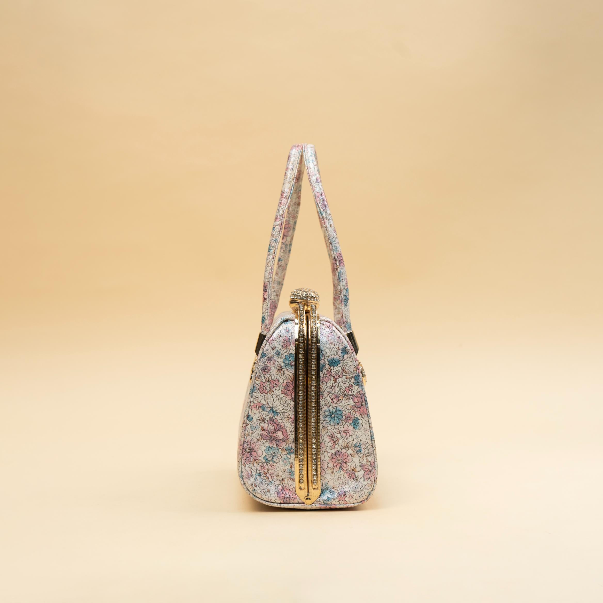 The Carry Edit Collection