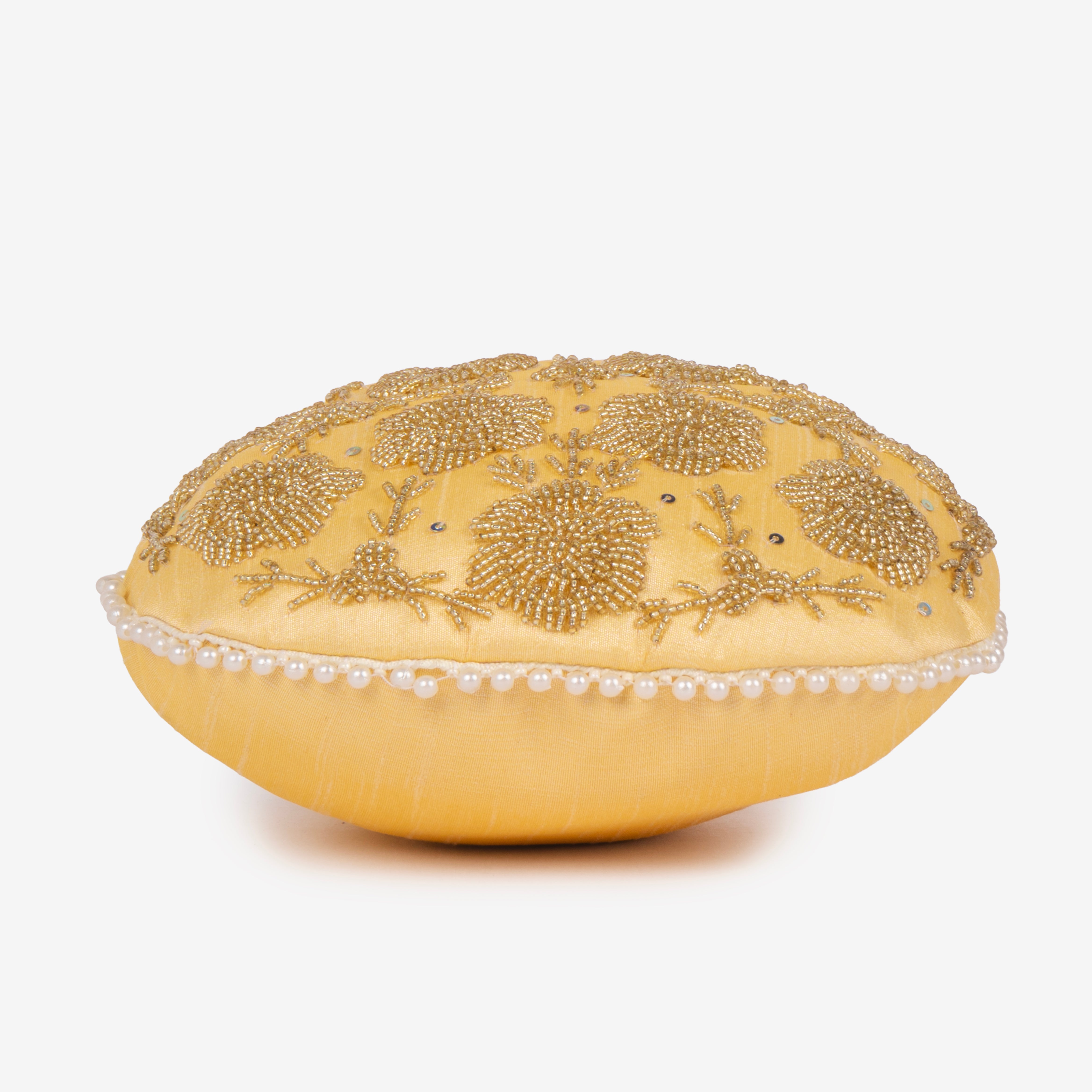 Pearl Glow Fantasy Potli