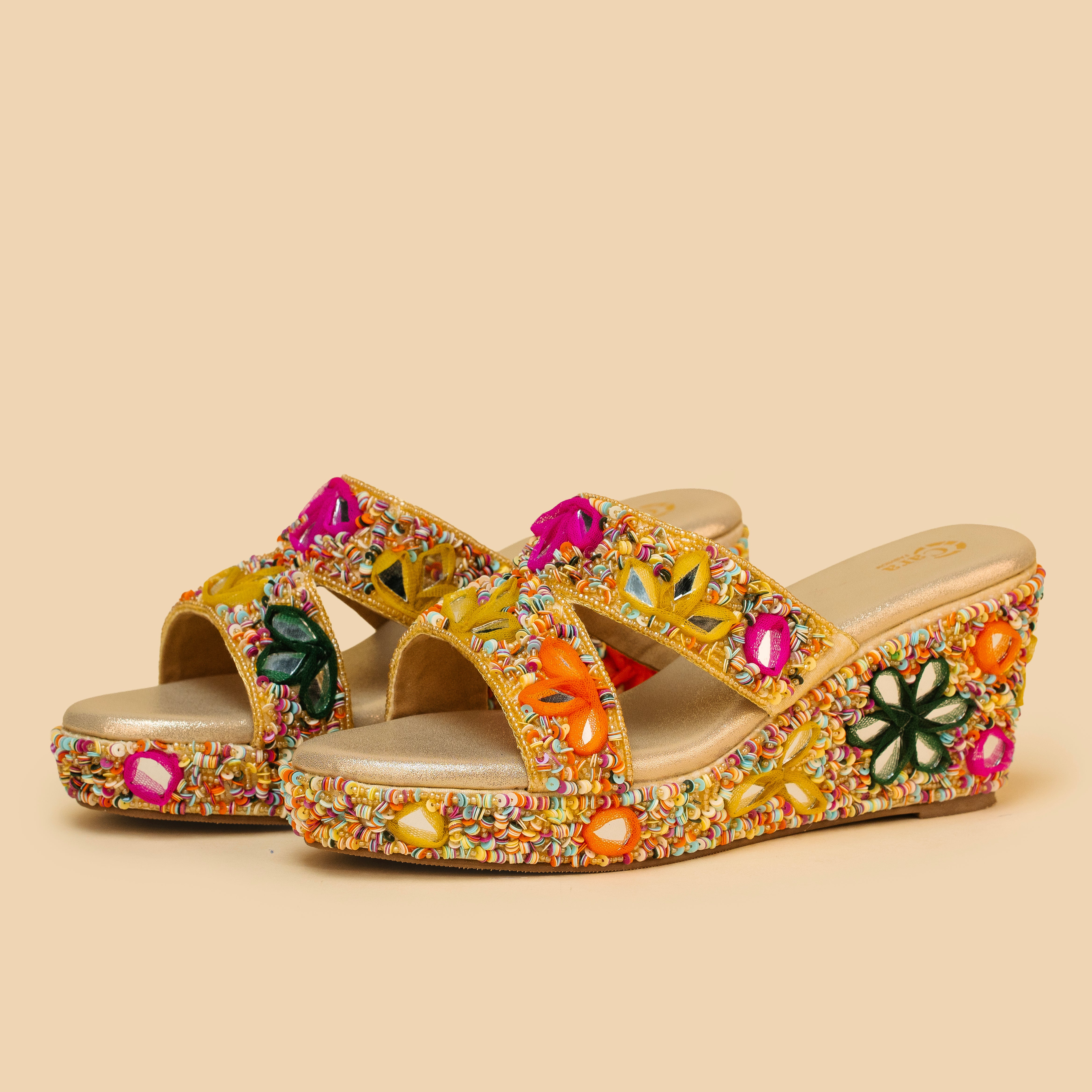 Festive Flora Wedges