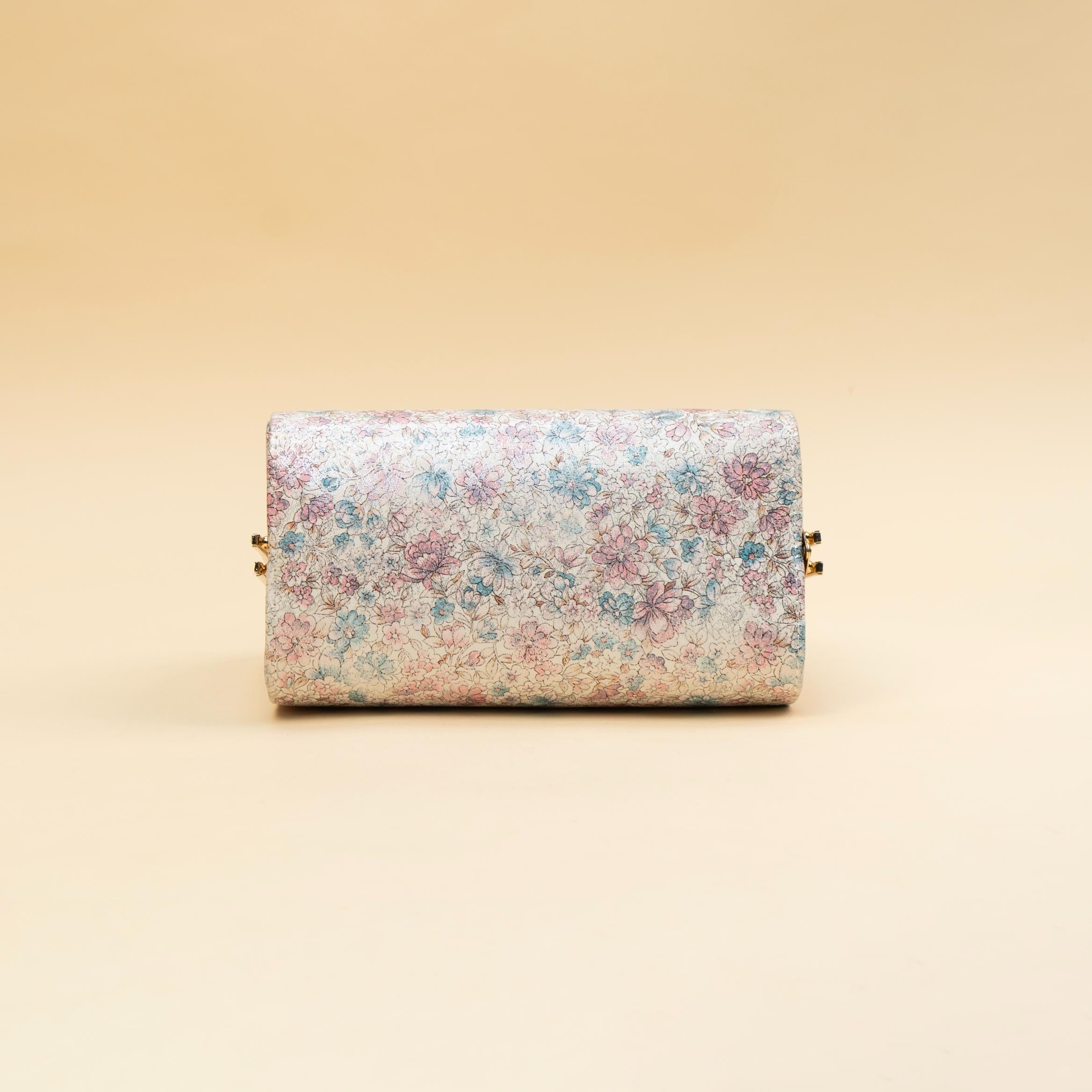 The Carry Edit Collection