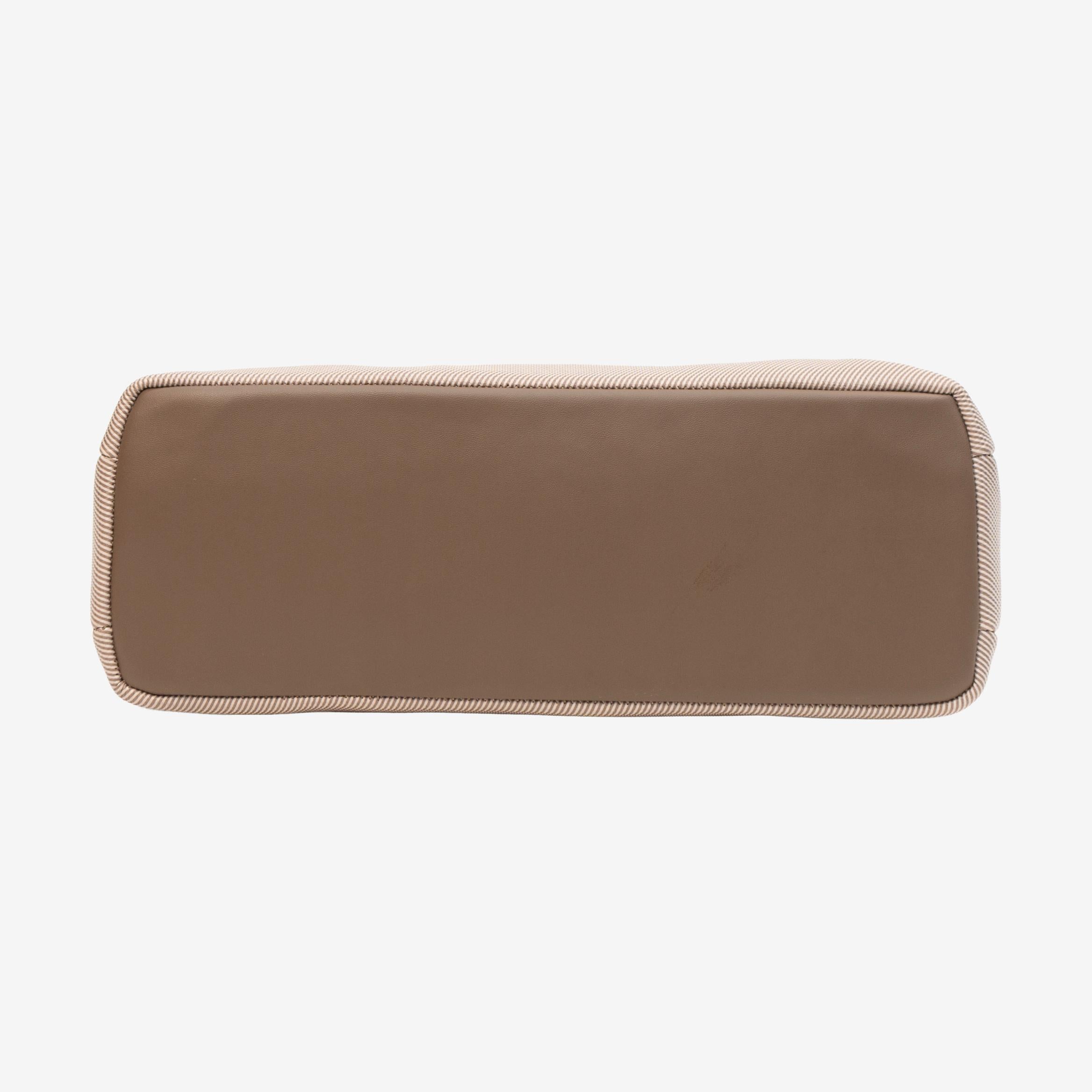 Contour Classic Handbag