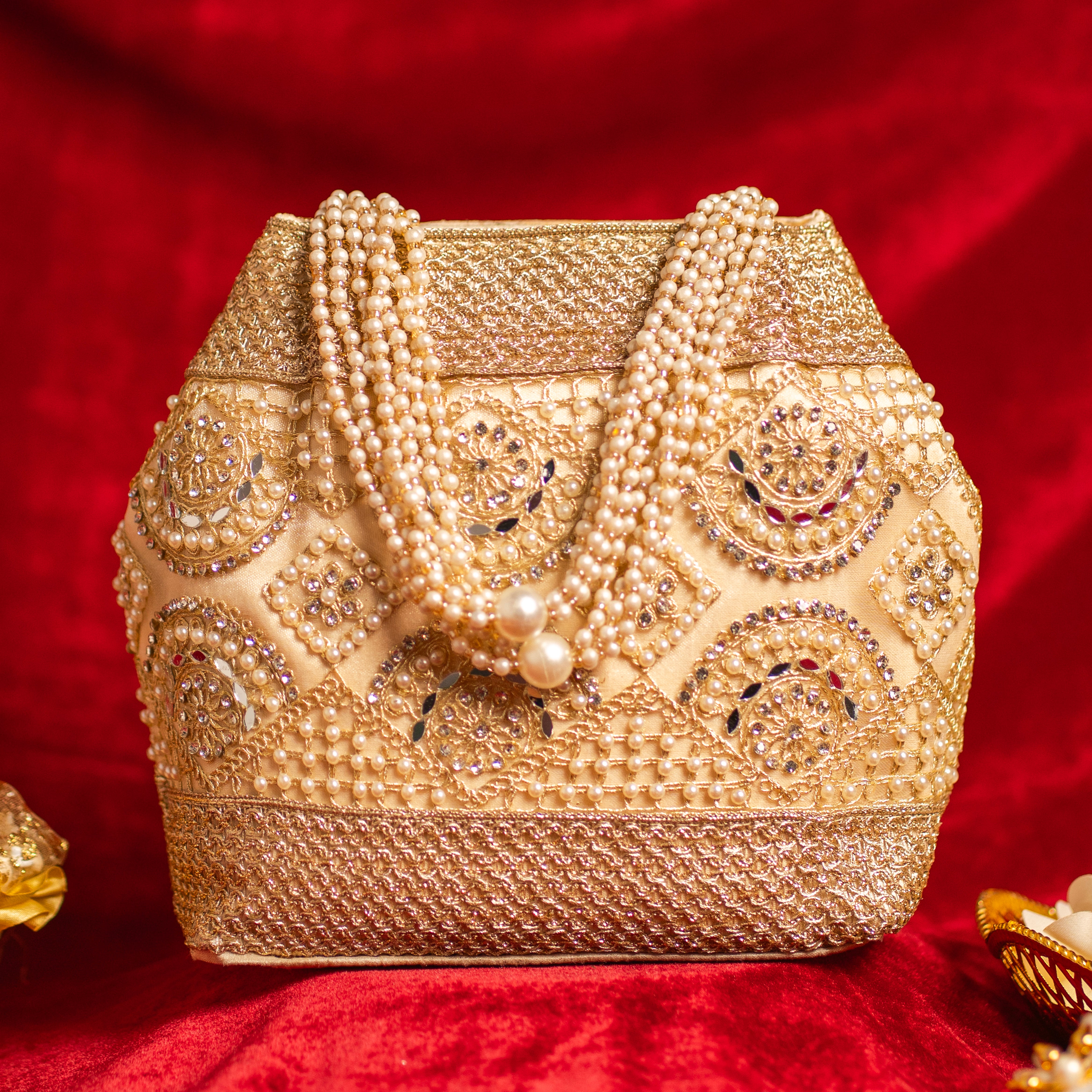 Noorani Pearl Potli