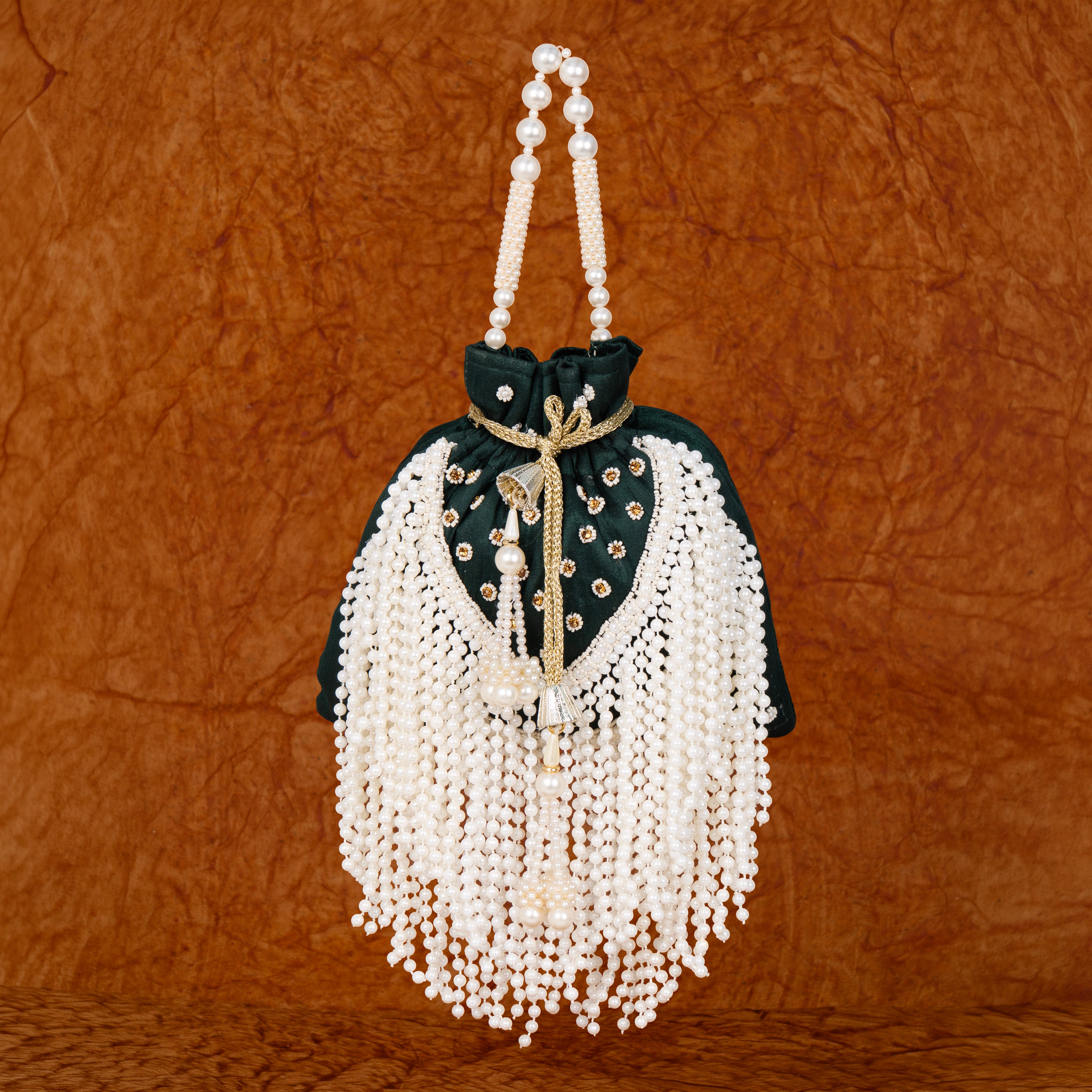 Pearl Cascade Potli | Cara