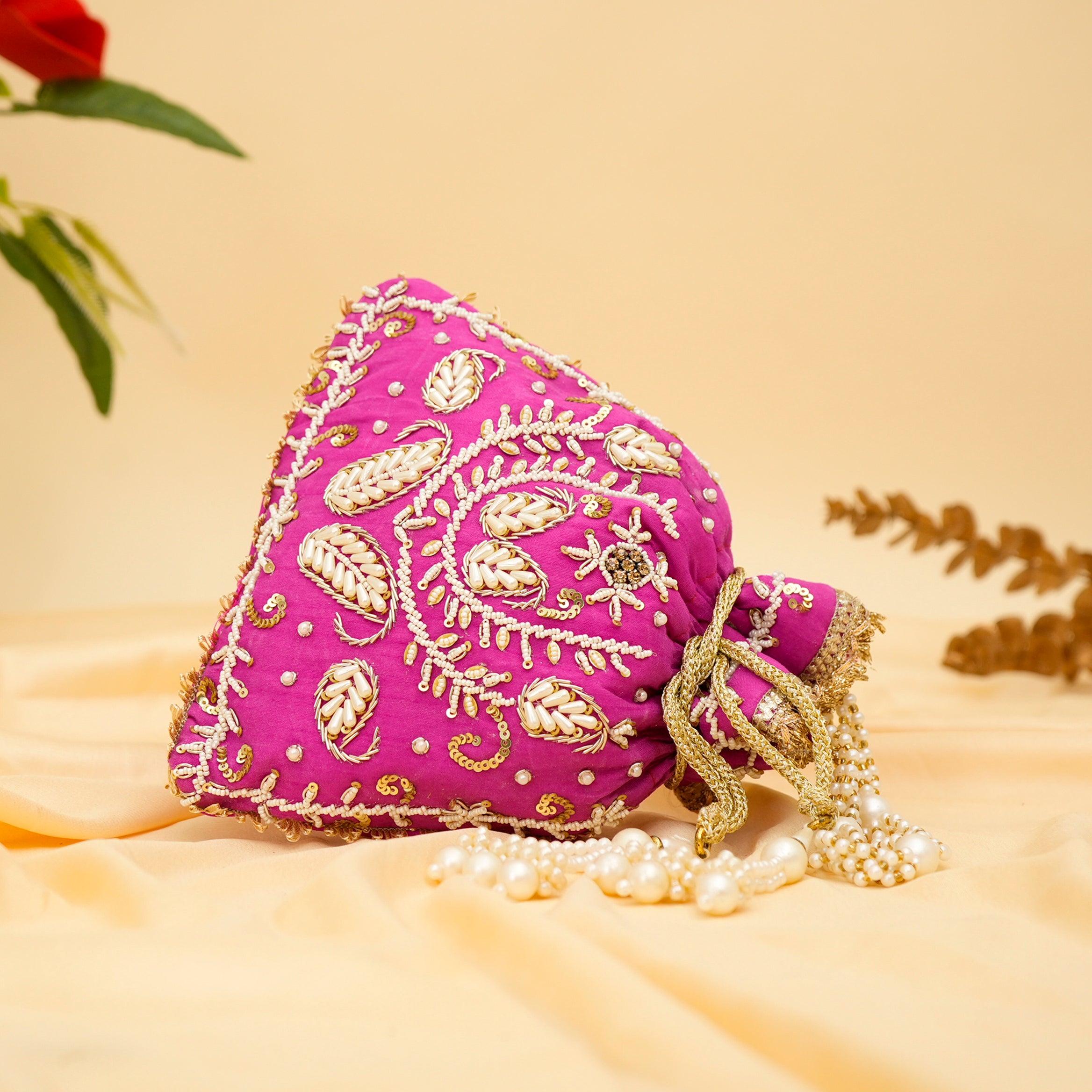 Empress Aura Potli