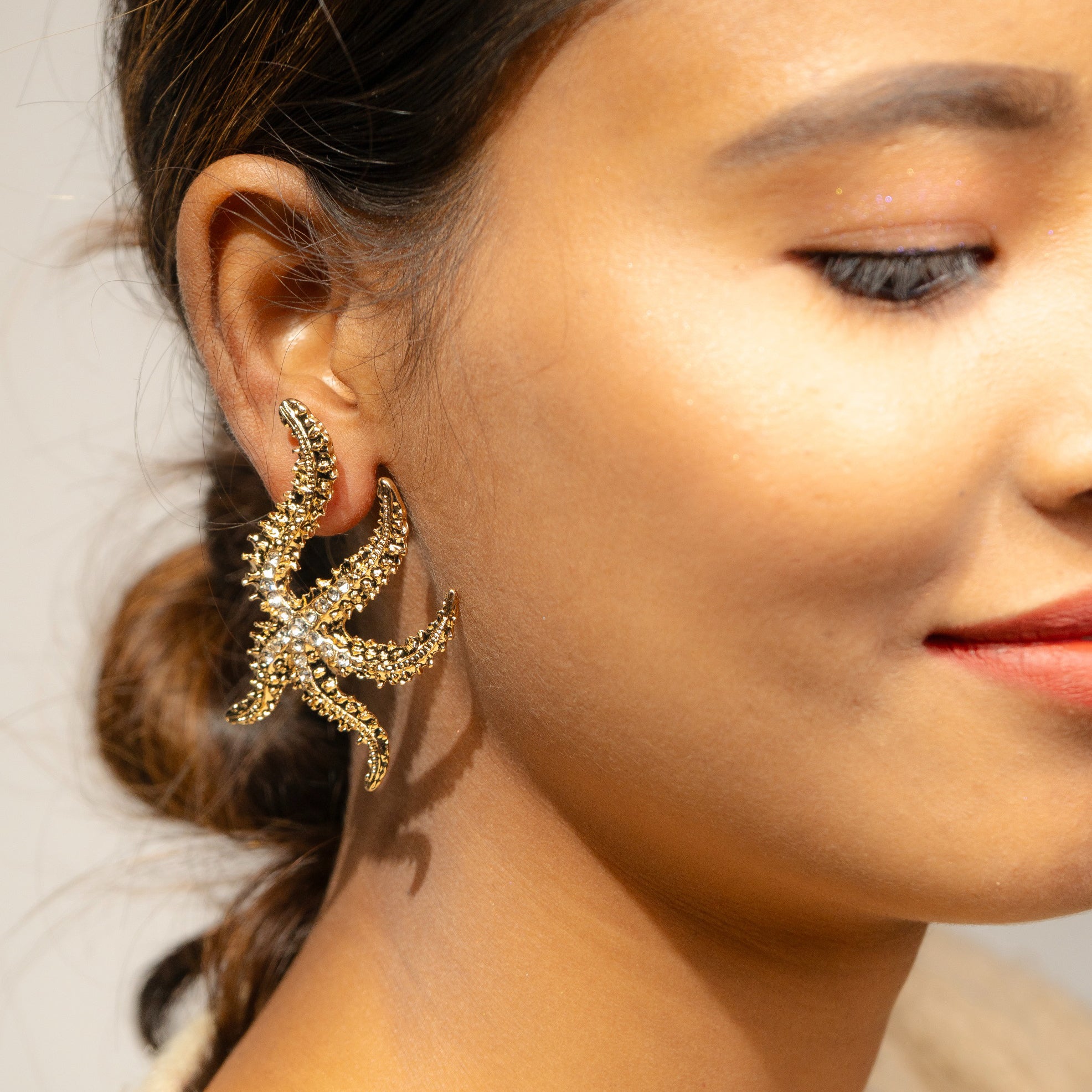 Octavia Pearl Earrings