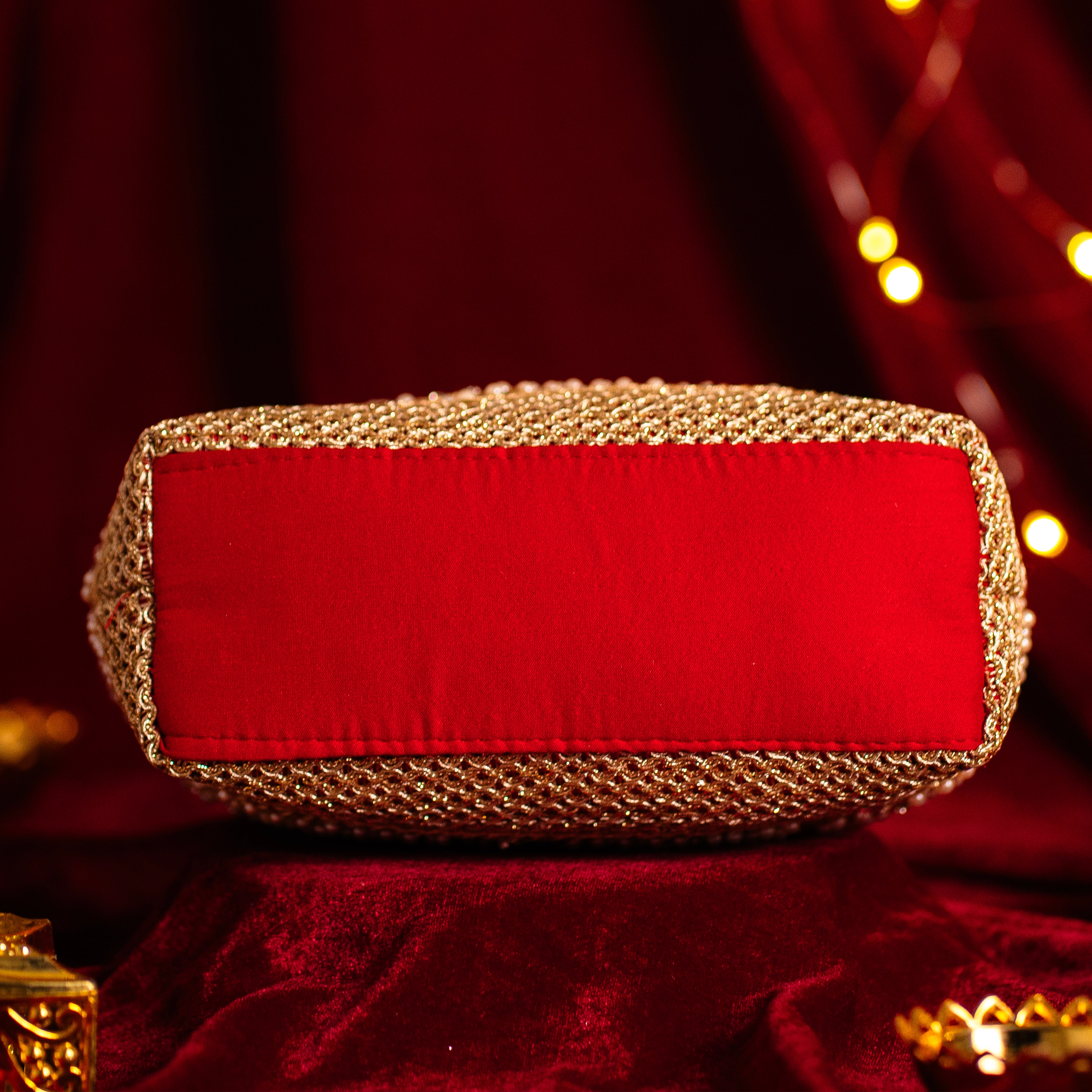 Pearl Elegance Potli