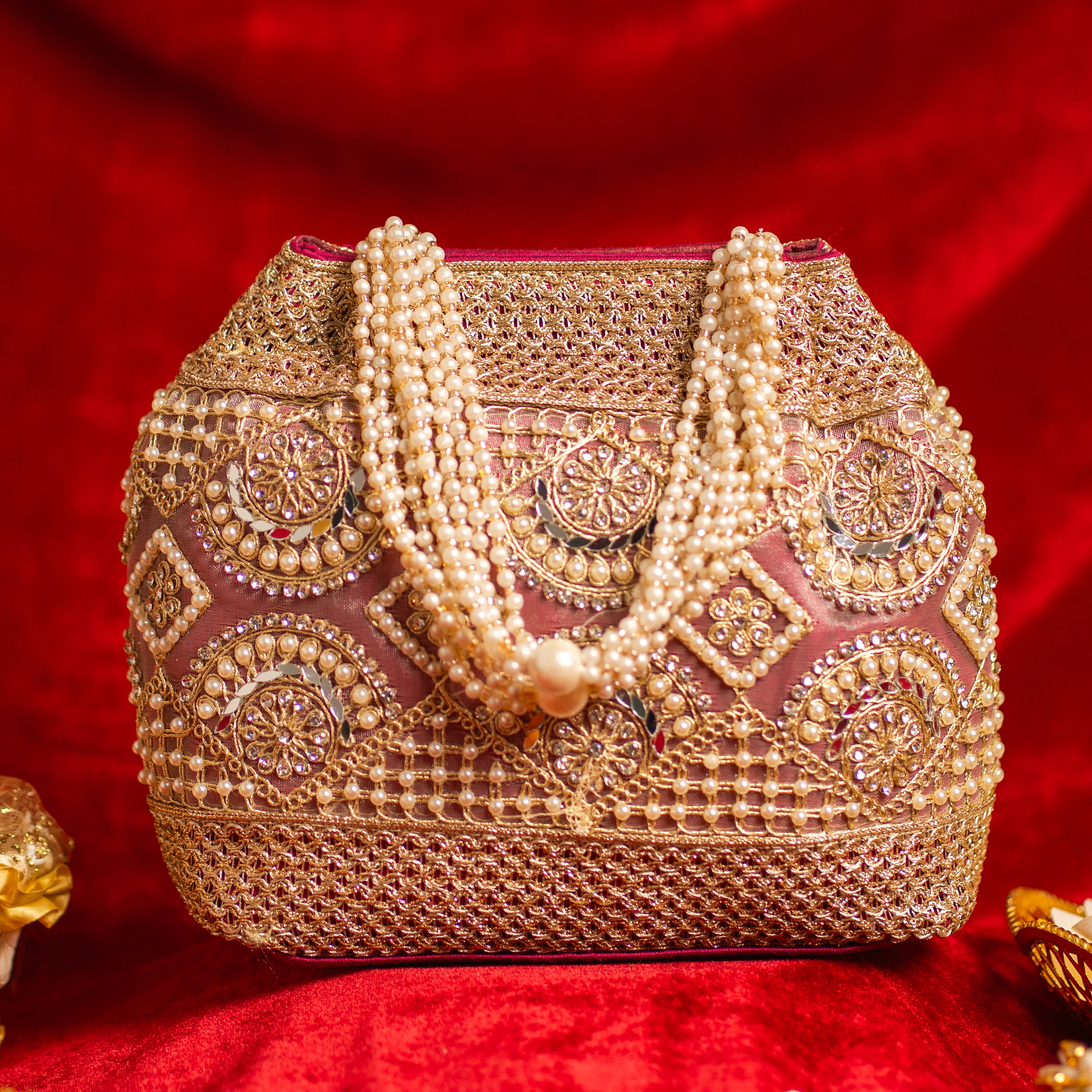 Noorani Pearl Potli