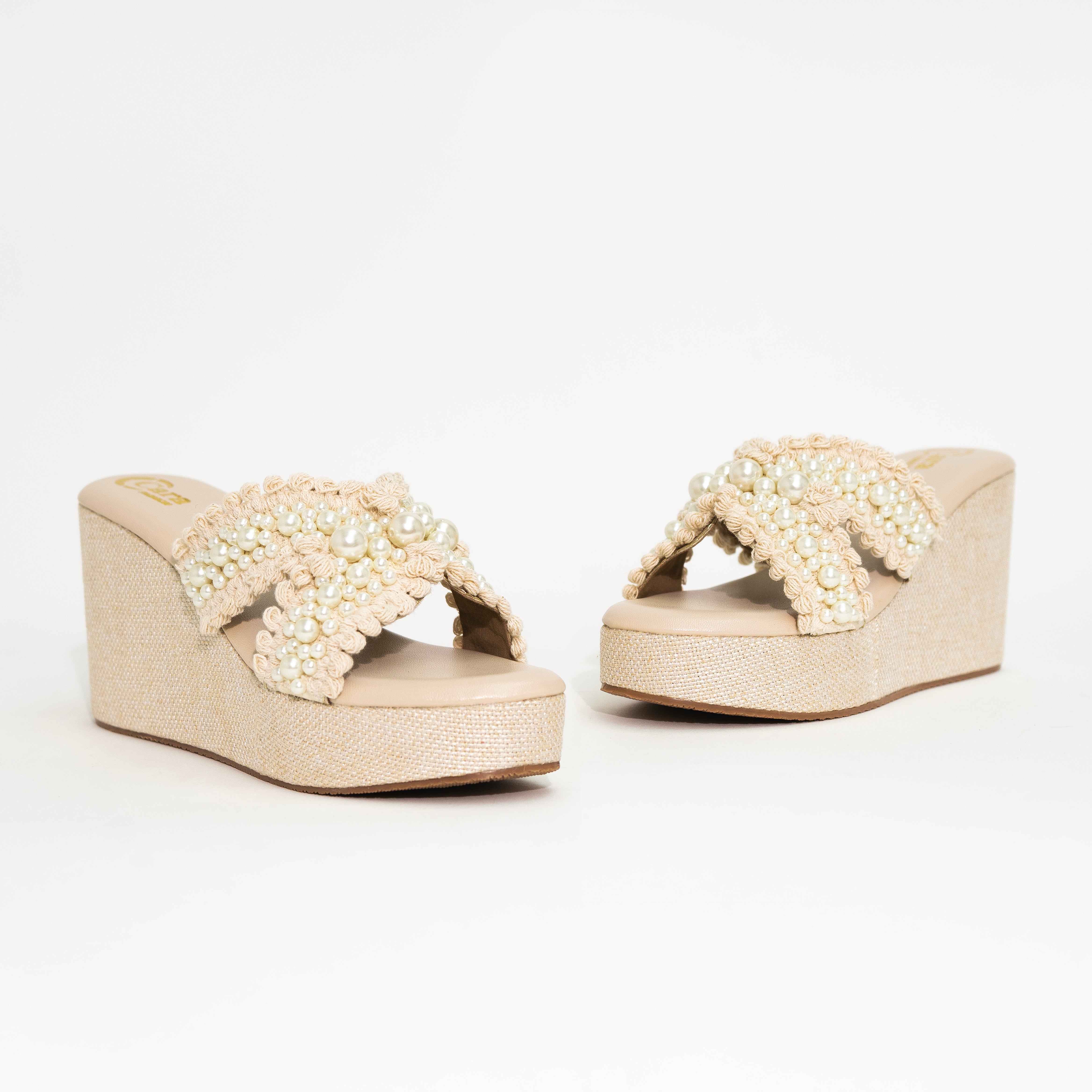 Pearl Bliss Wedges I Cara