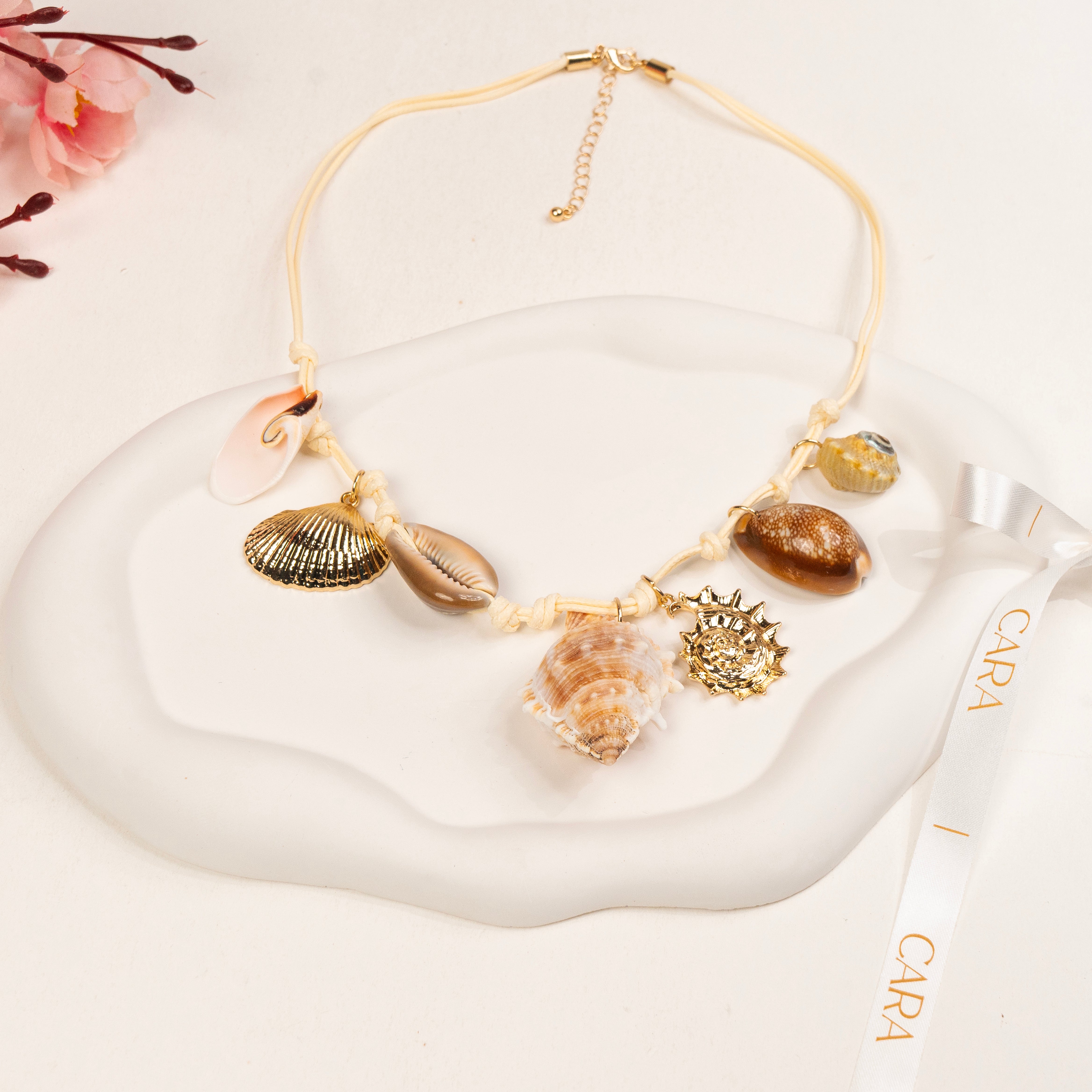Saltline Shell Necklace