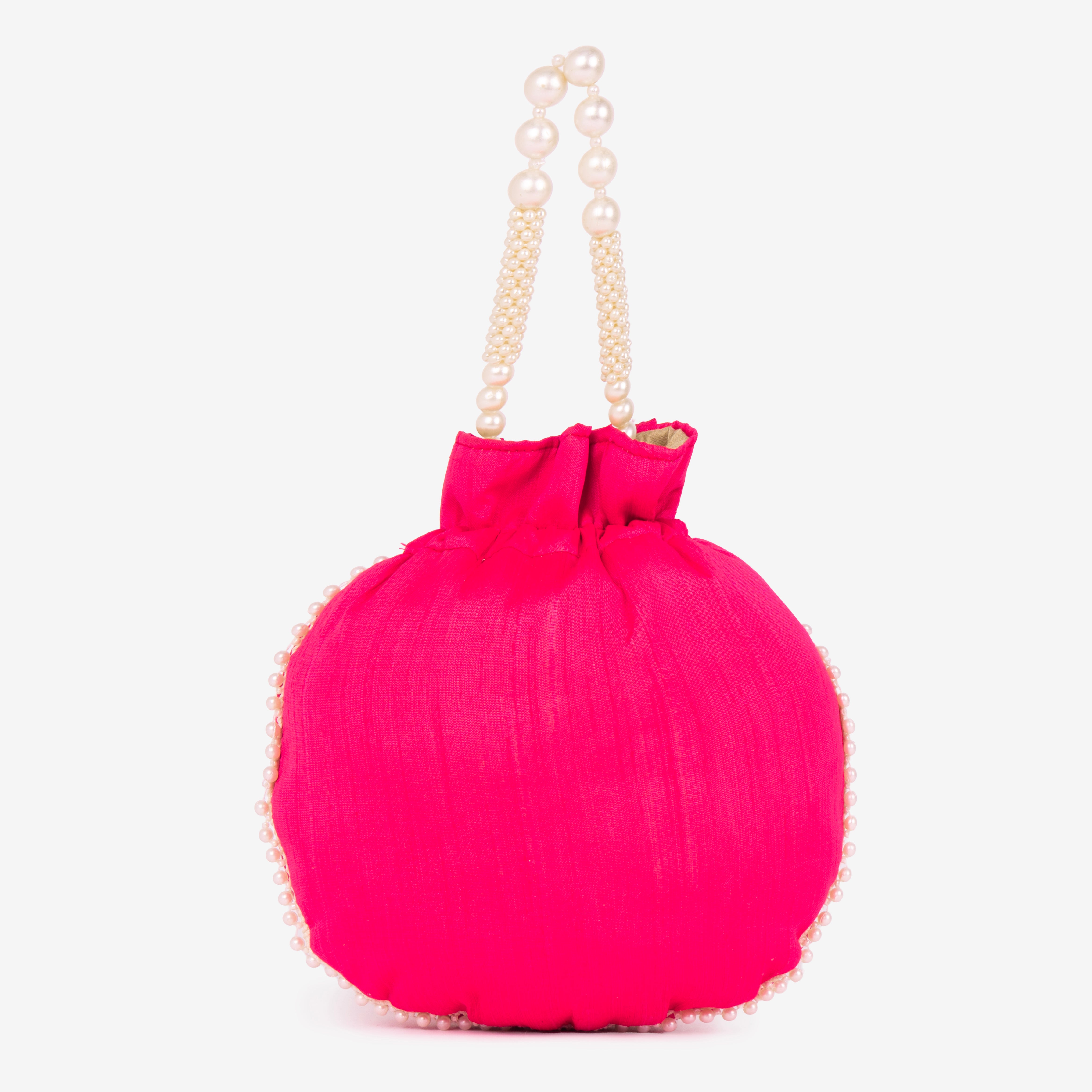 Pearl Glow Fantasy Potli