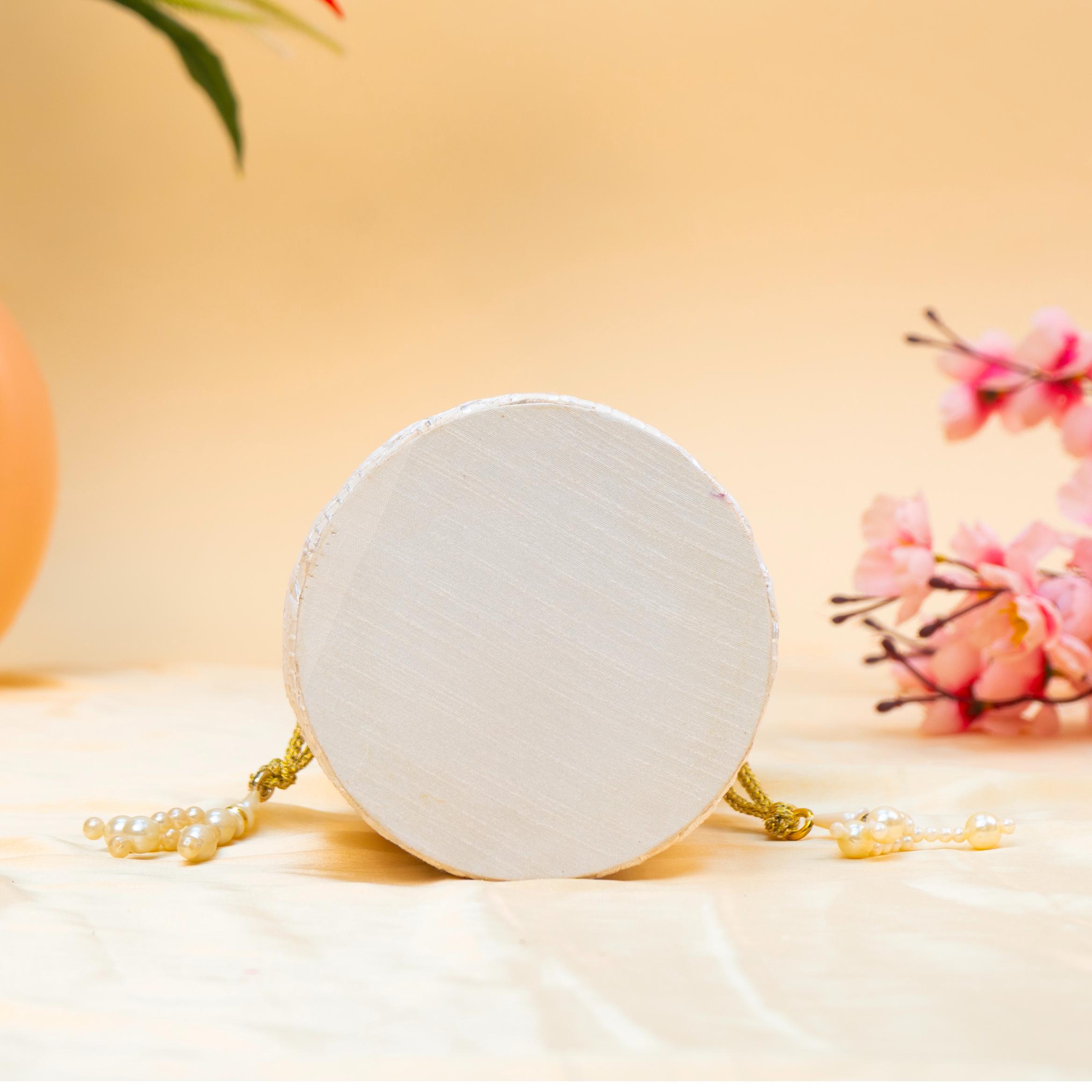 Tradition Weave Potli