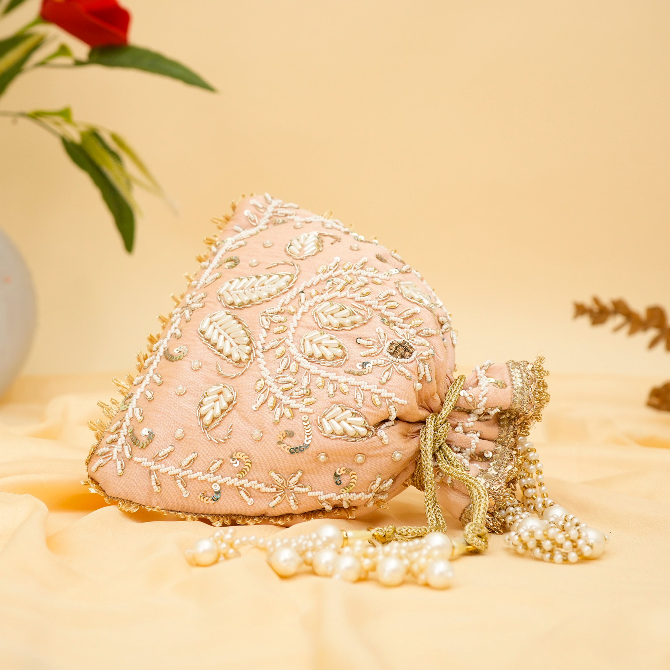 Empress Aura Potli