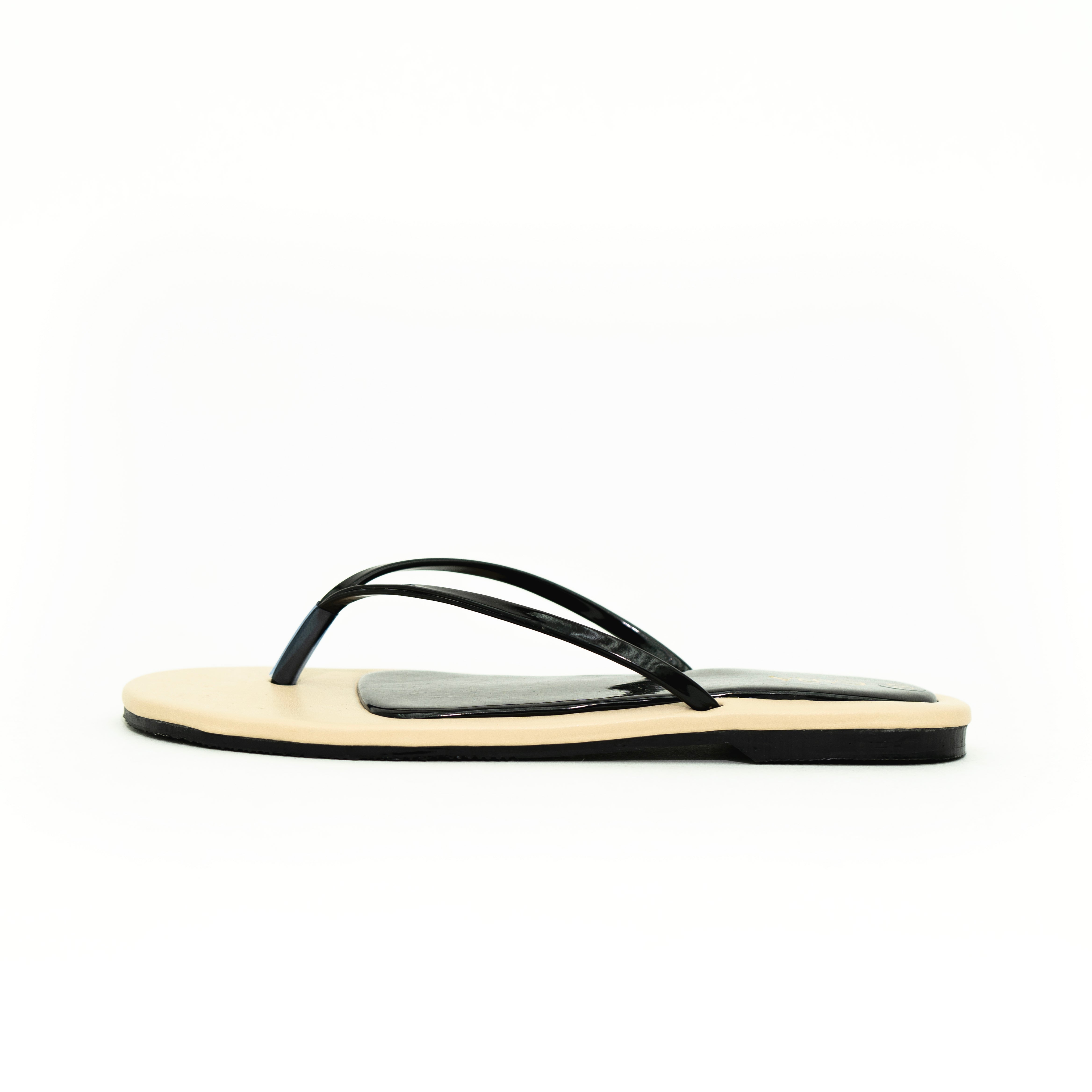 Black Sleek & Comfy Flats  I Cara