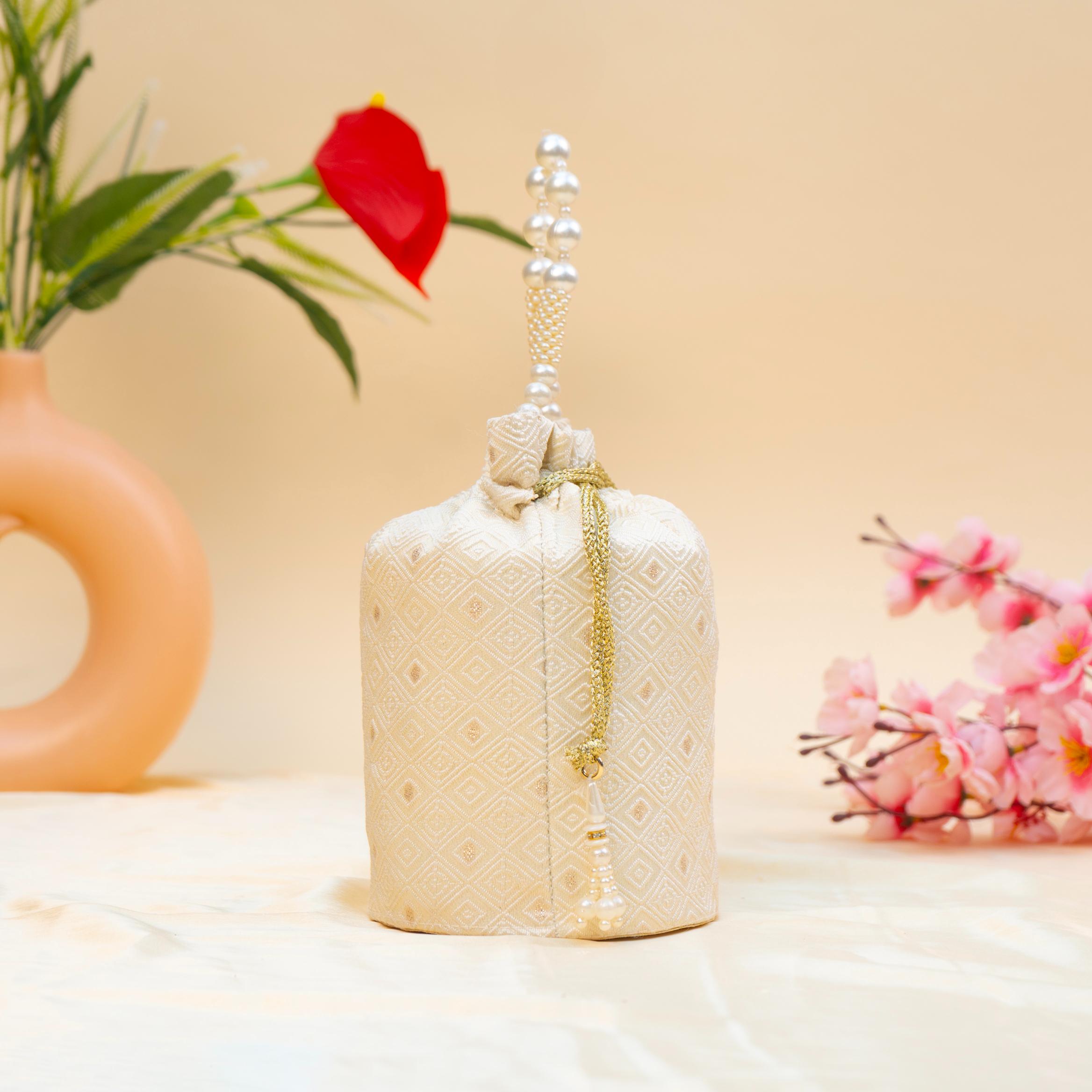 Tradition Weave Potli