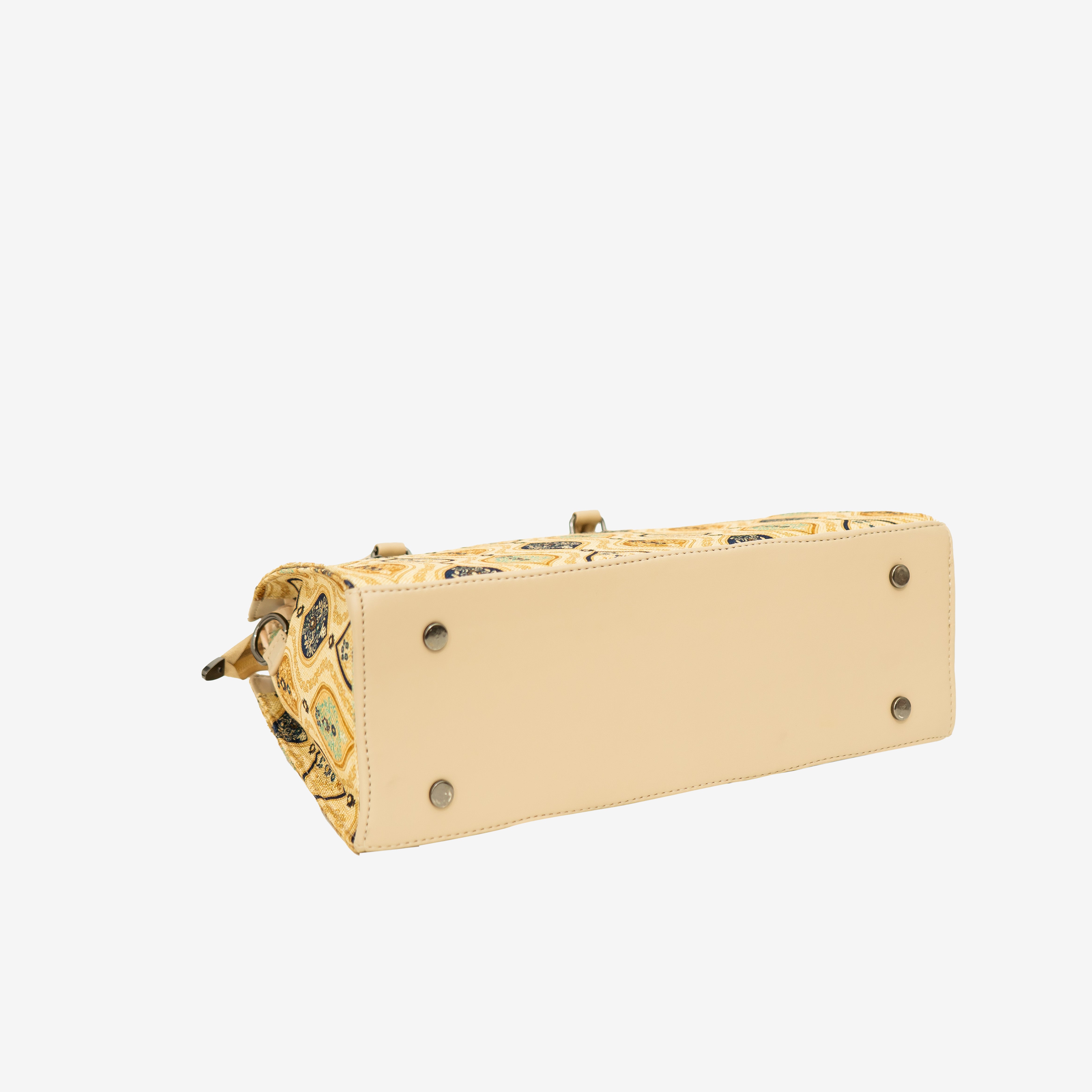 Flawless Crafted handbag | Cara