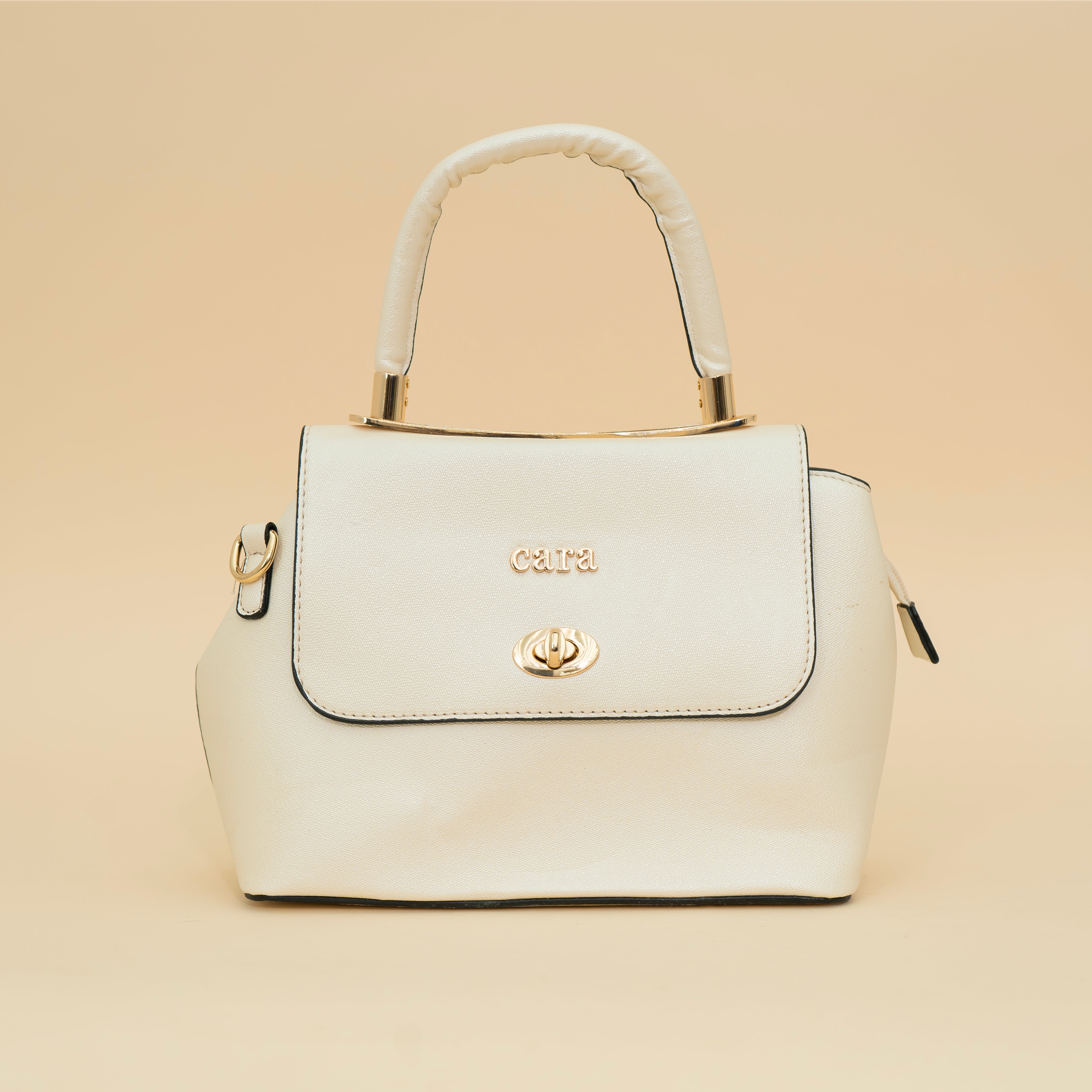 Adorable White Handbag I CARA