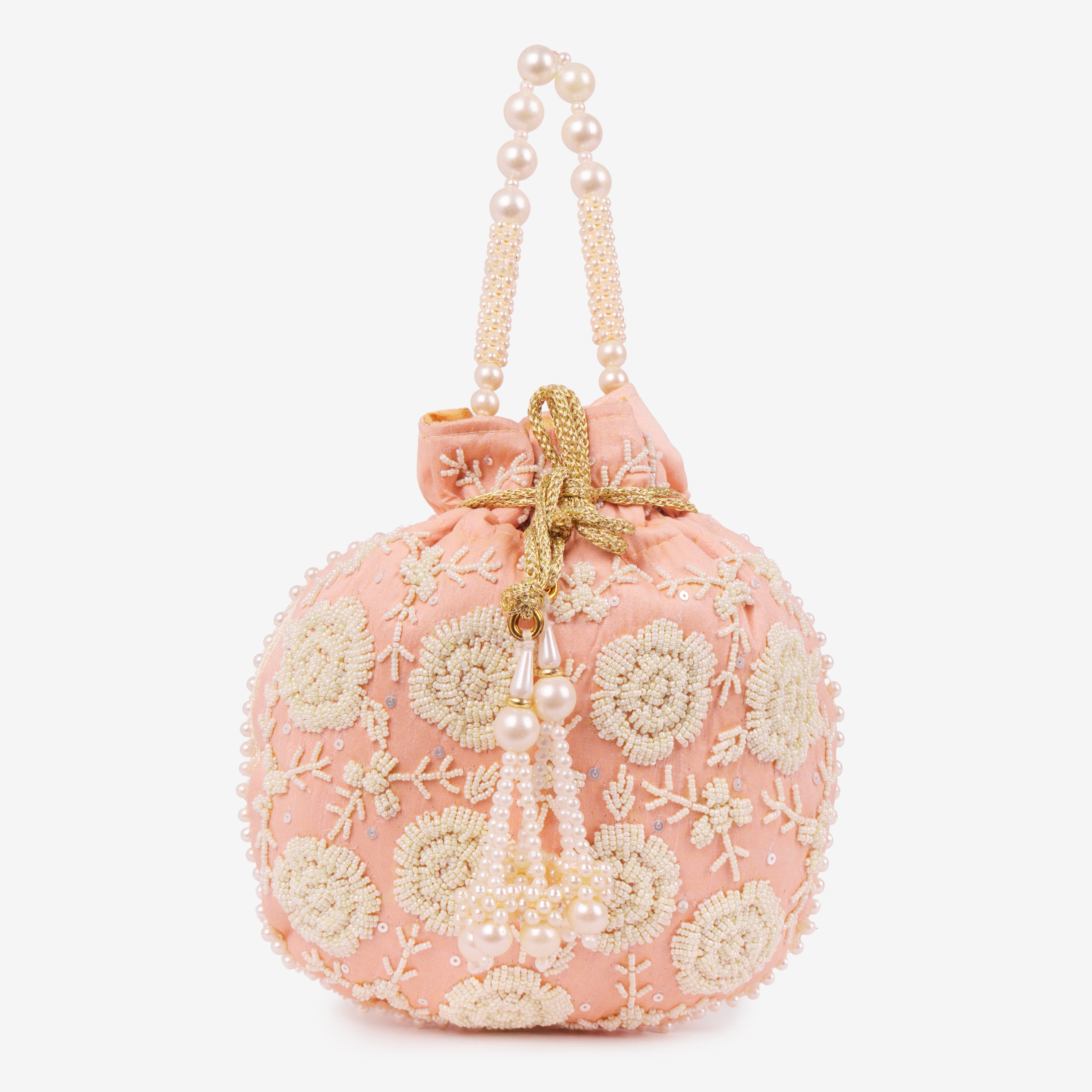 Pearl Glow Fantasy Potli