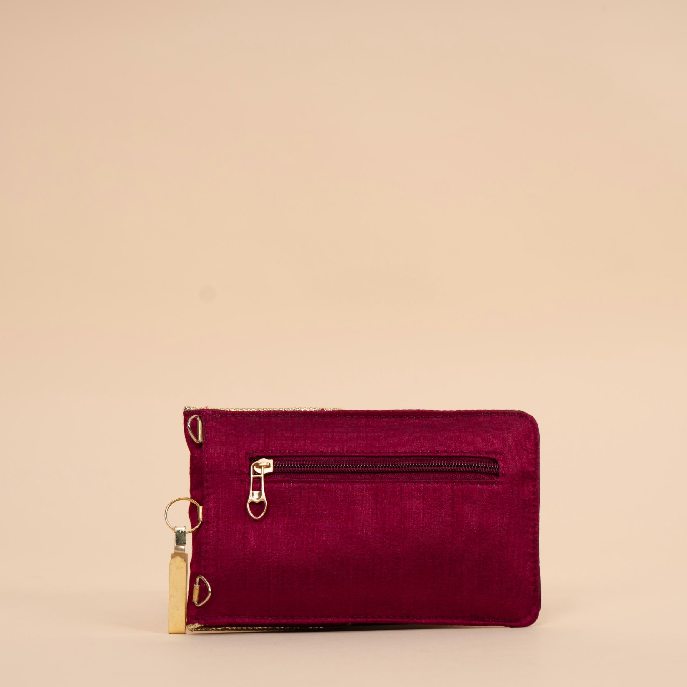 Pearl Crest Mobile Pouch