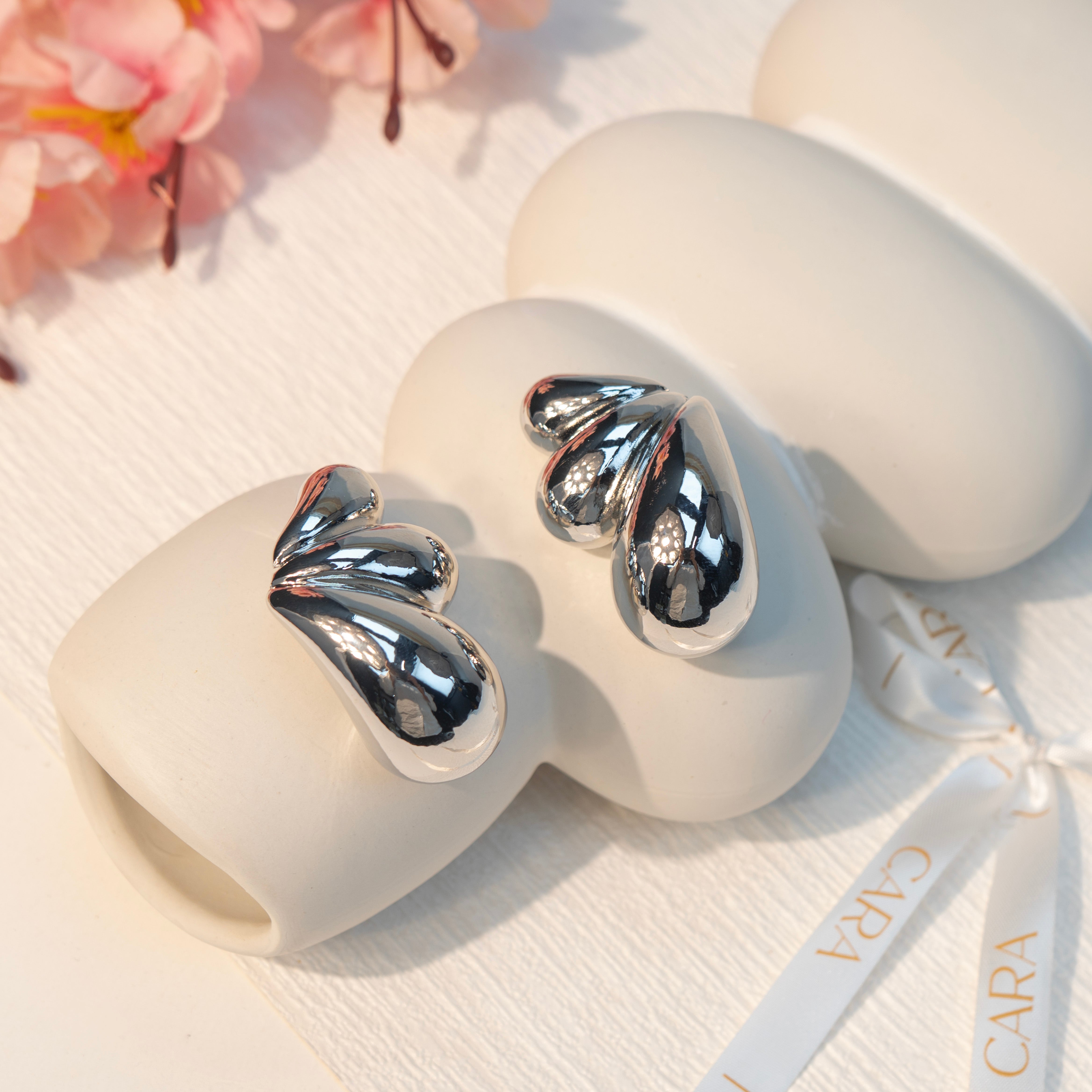 Artisan Curve Earrings