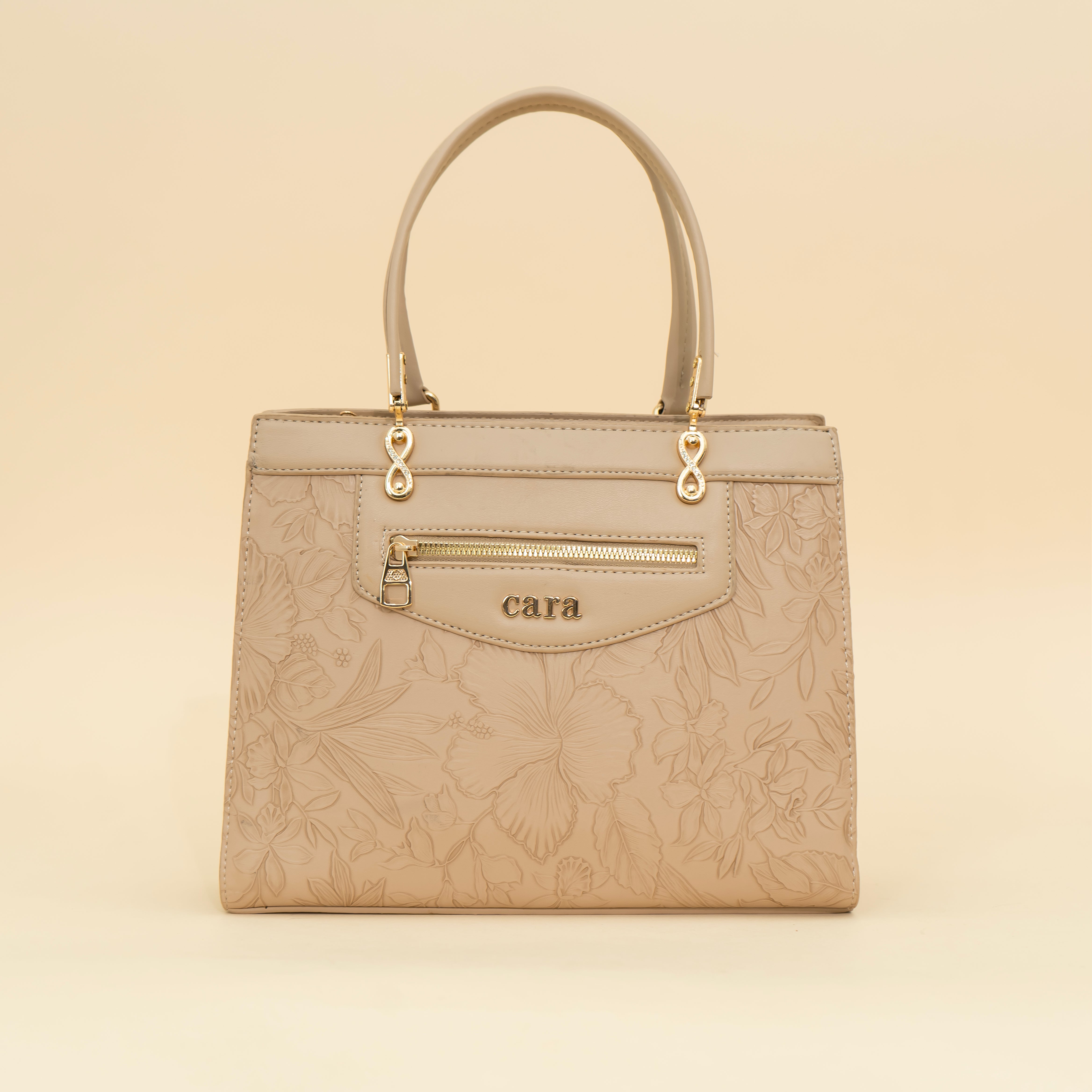 Chic Cream Handbag I CARA