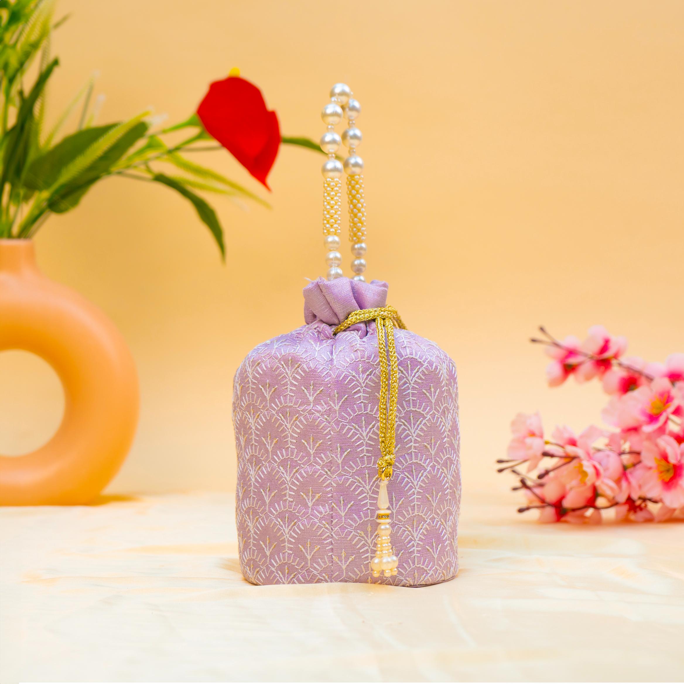 Tradition Weave Potli