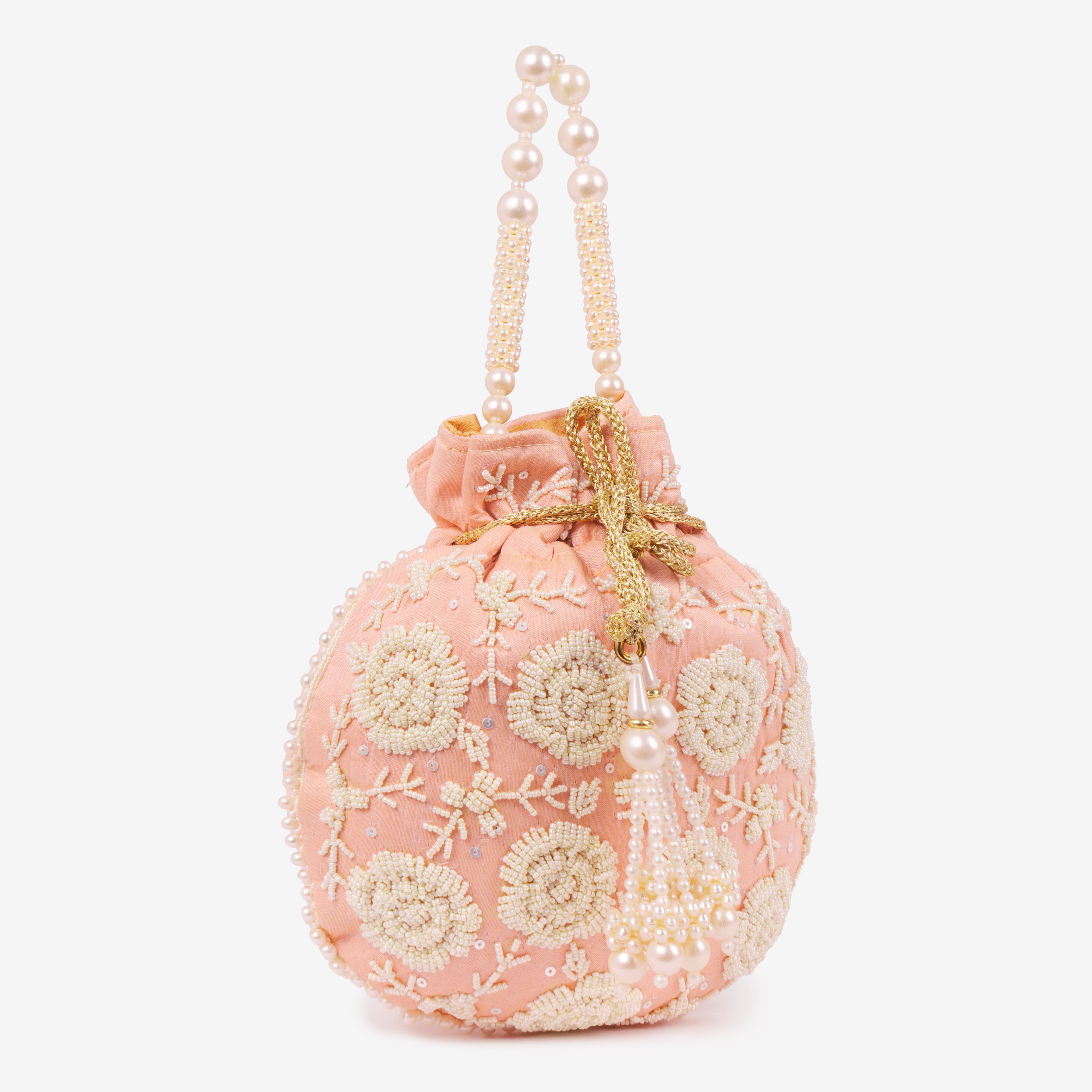 Pearl Glow Fantasy Potli