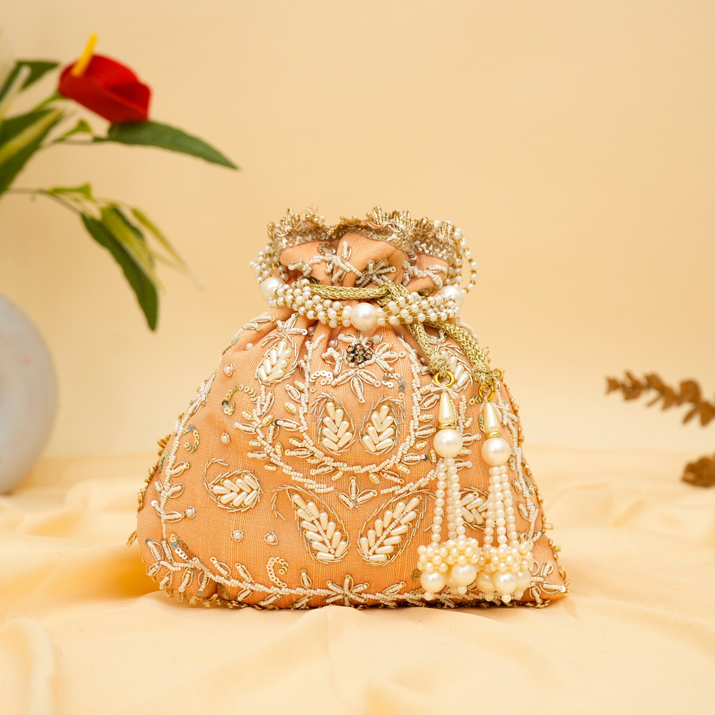 Empress Aura Potli
