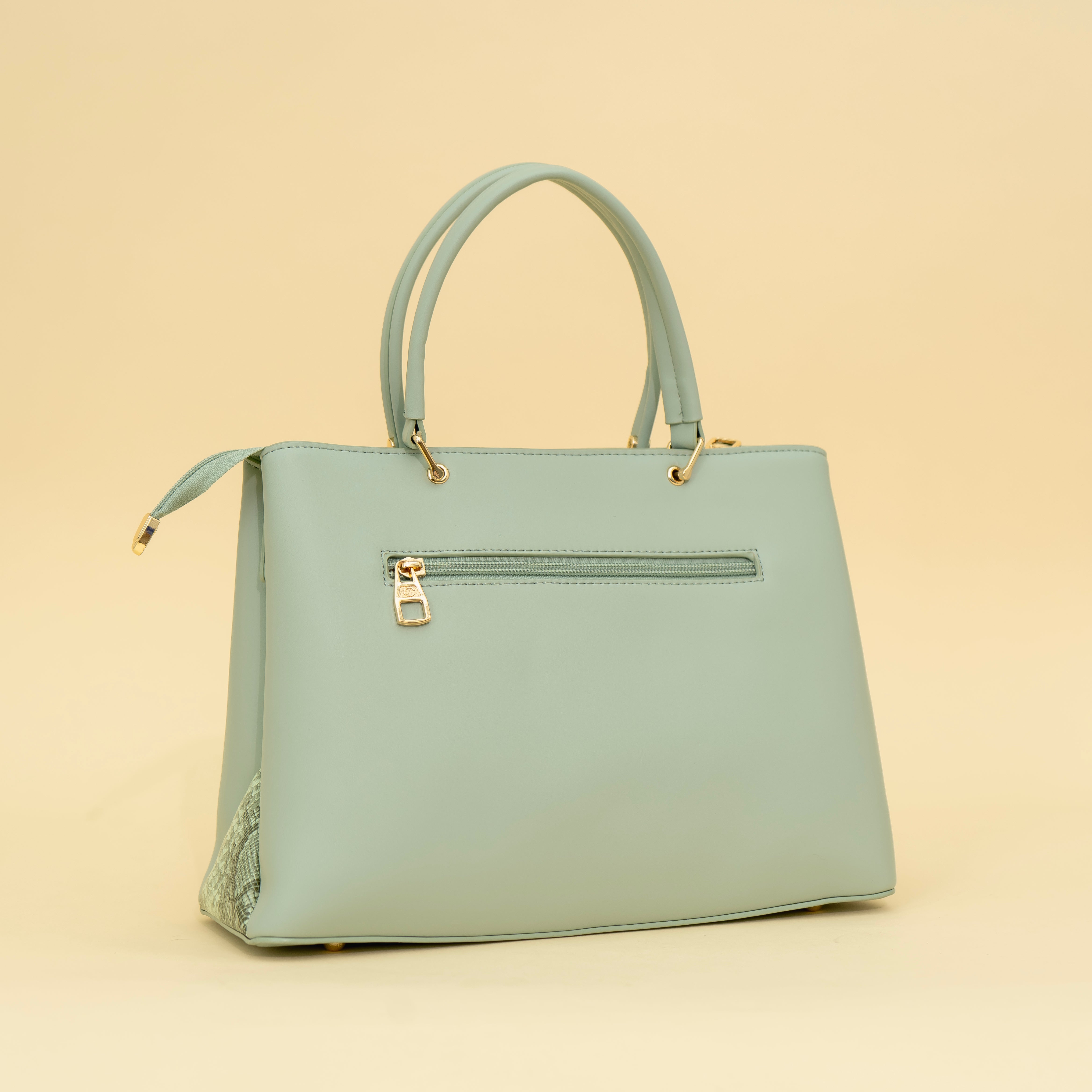 Haute Green Handbag I Cara