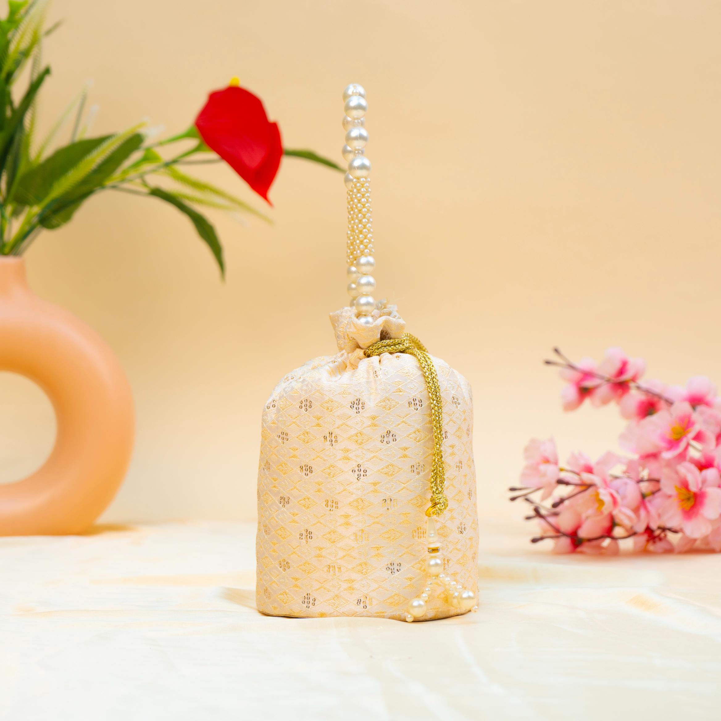 Tradition Weave Potli