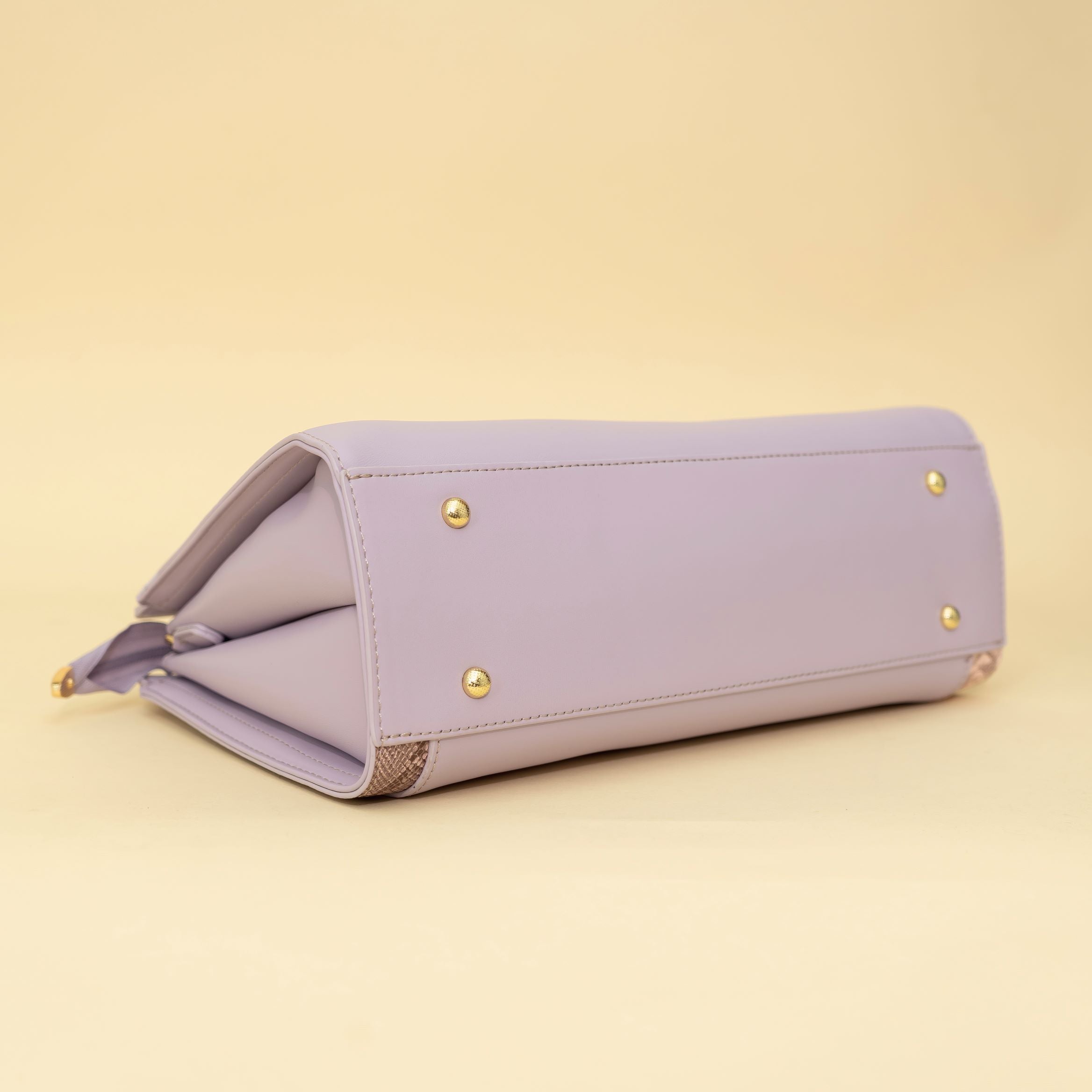 Dazzling Lavender Handbag I CARA