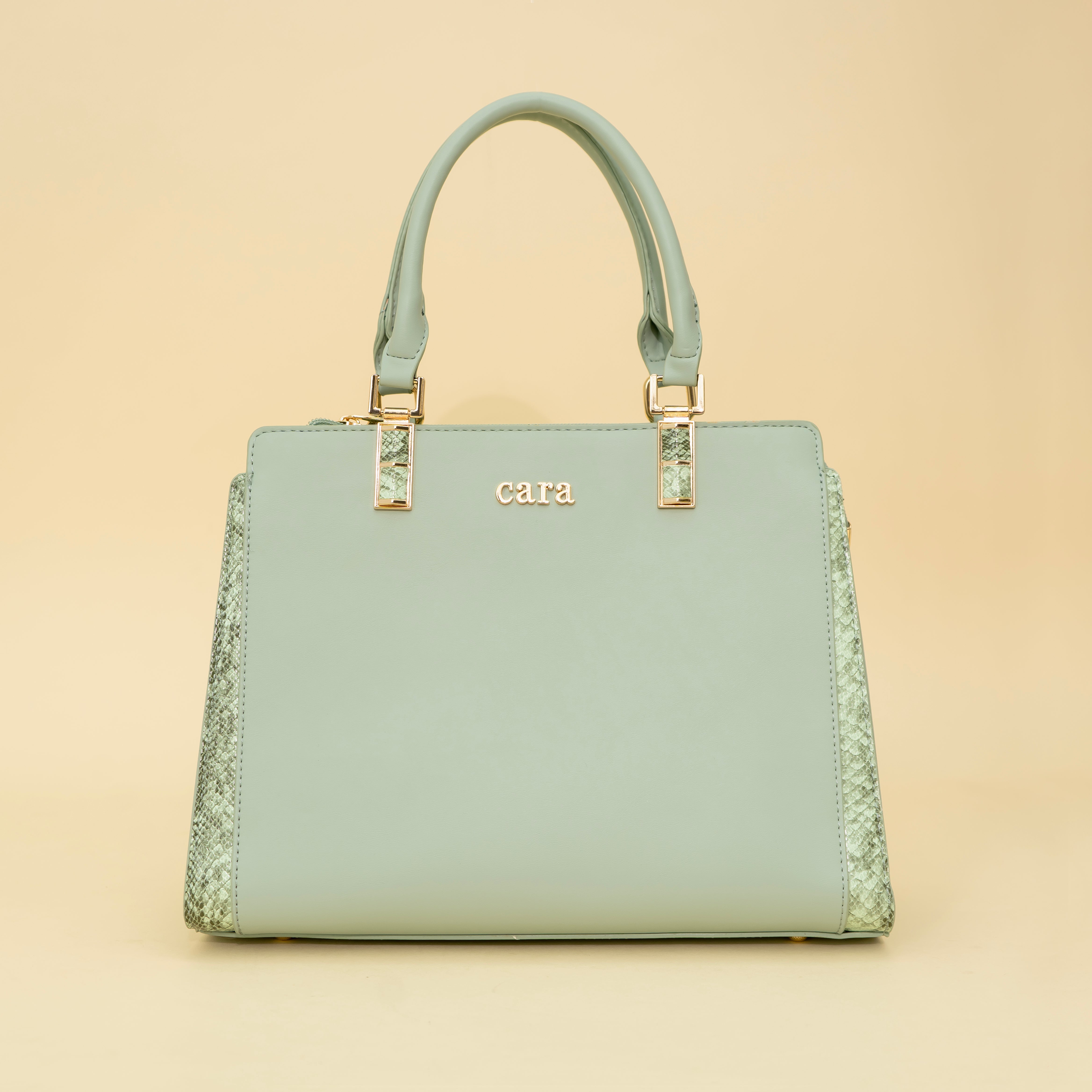 Dazzling Green Handbag I CARA