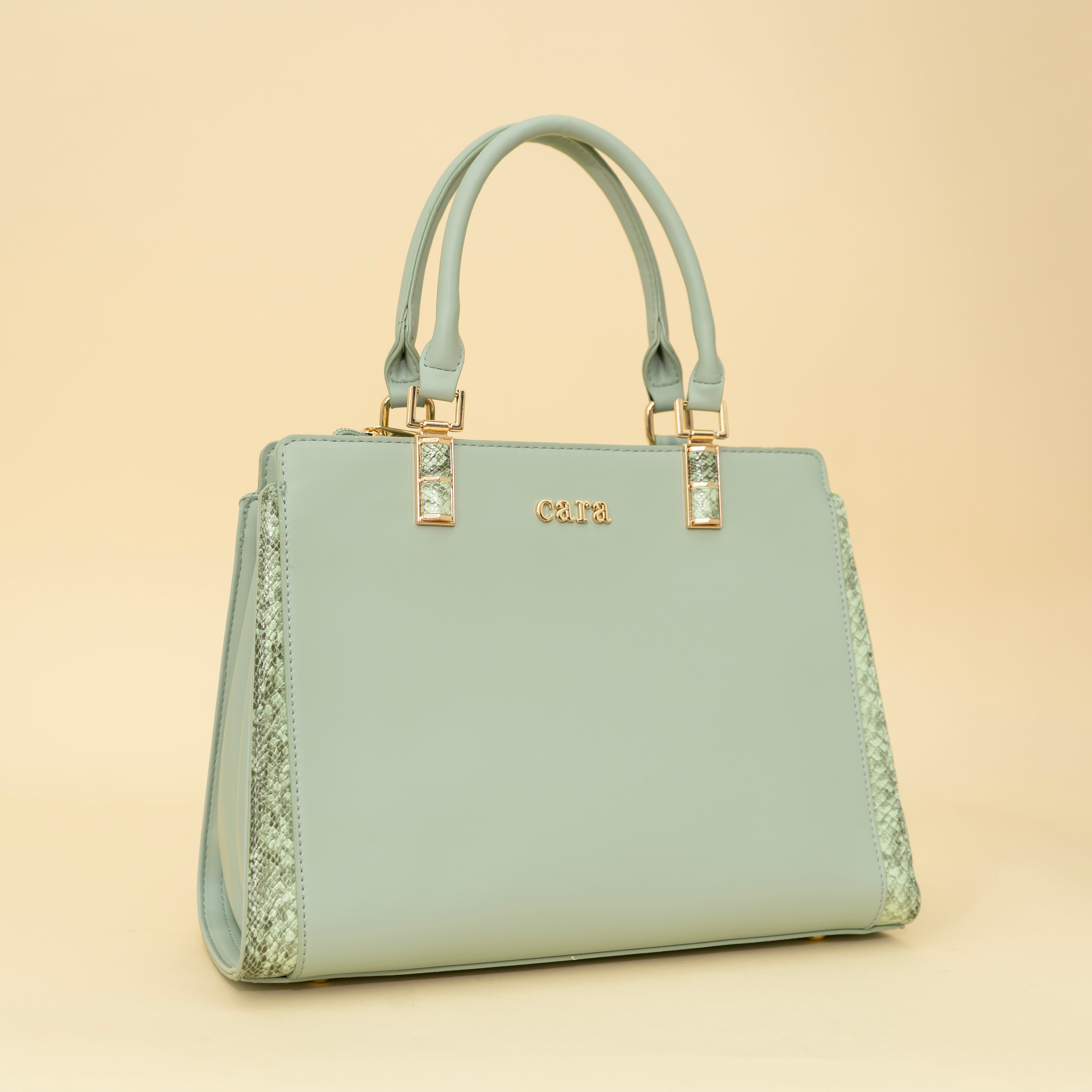 Dazzling Green Handbag I CARA