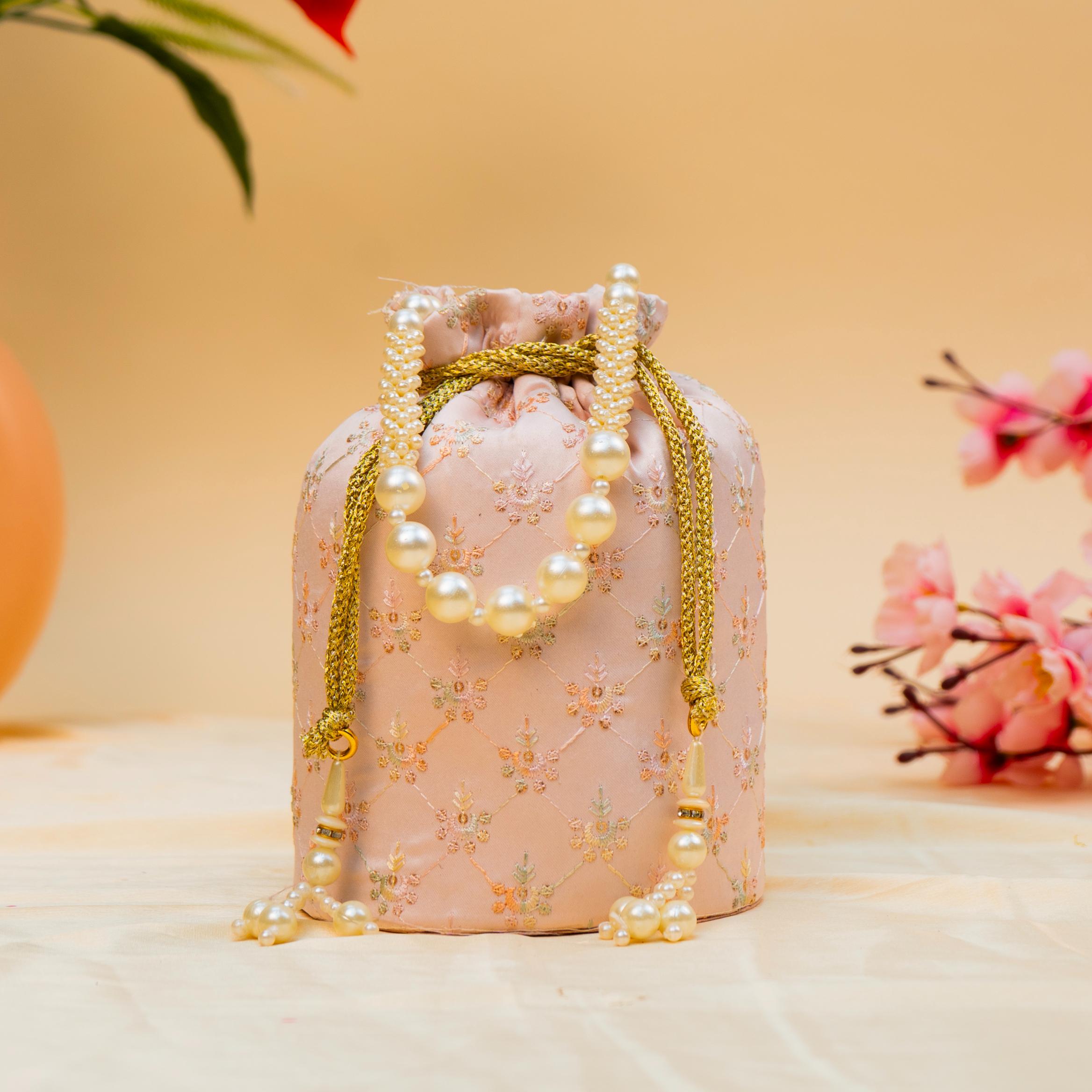 Tradition Weave Potli