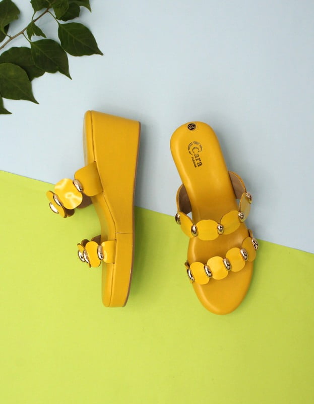Woman's Yellow Casual Wedges