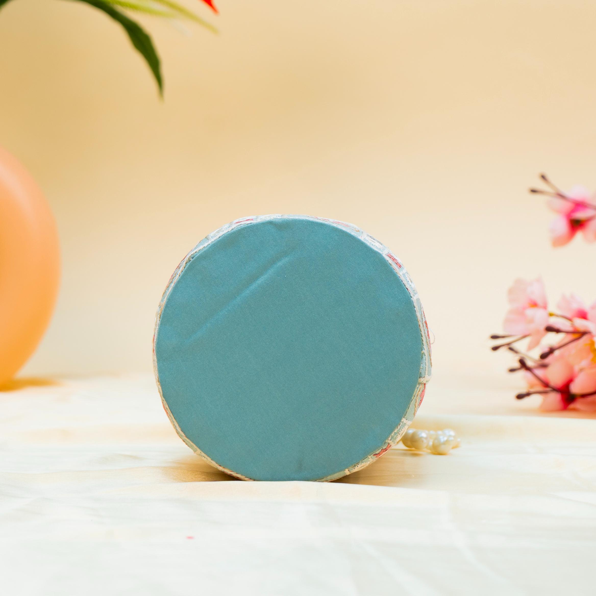 Tradition Weave Potli