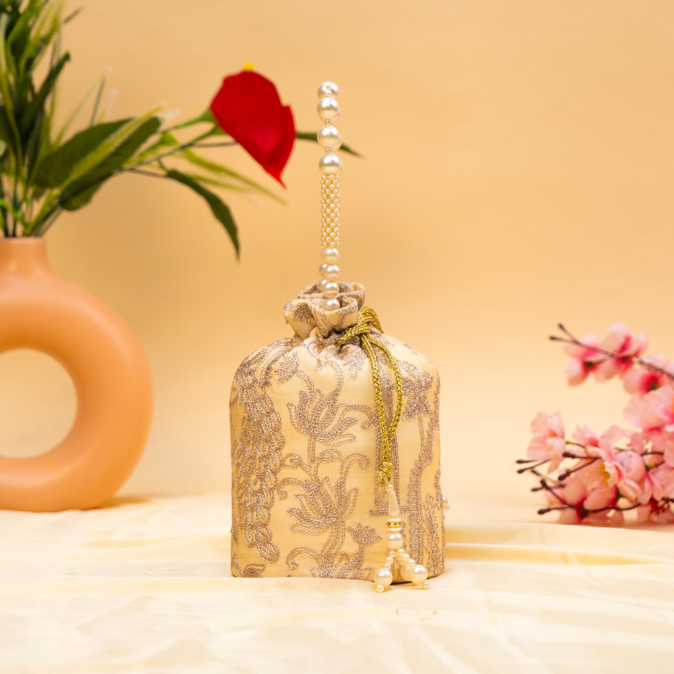 Tradition Weave Potli