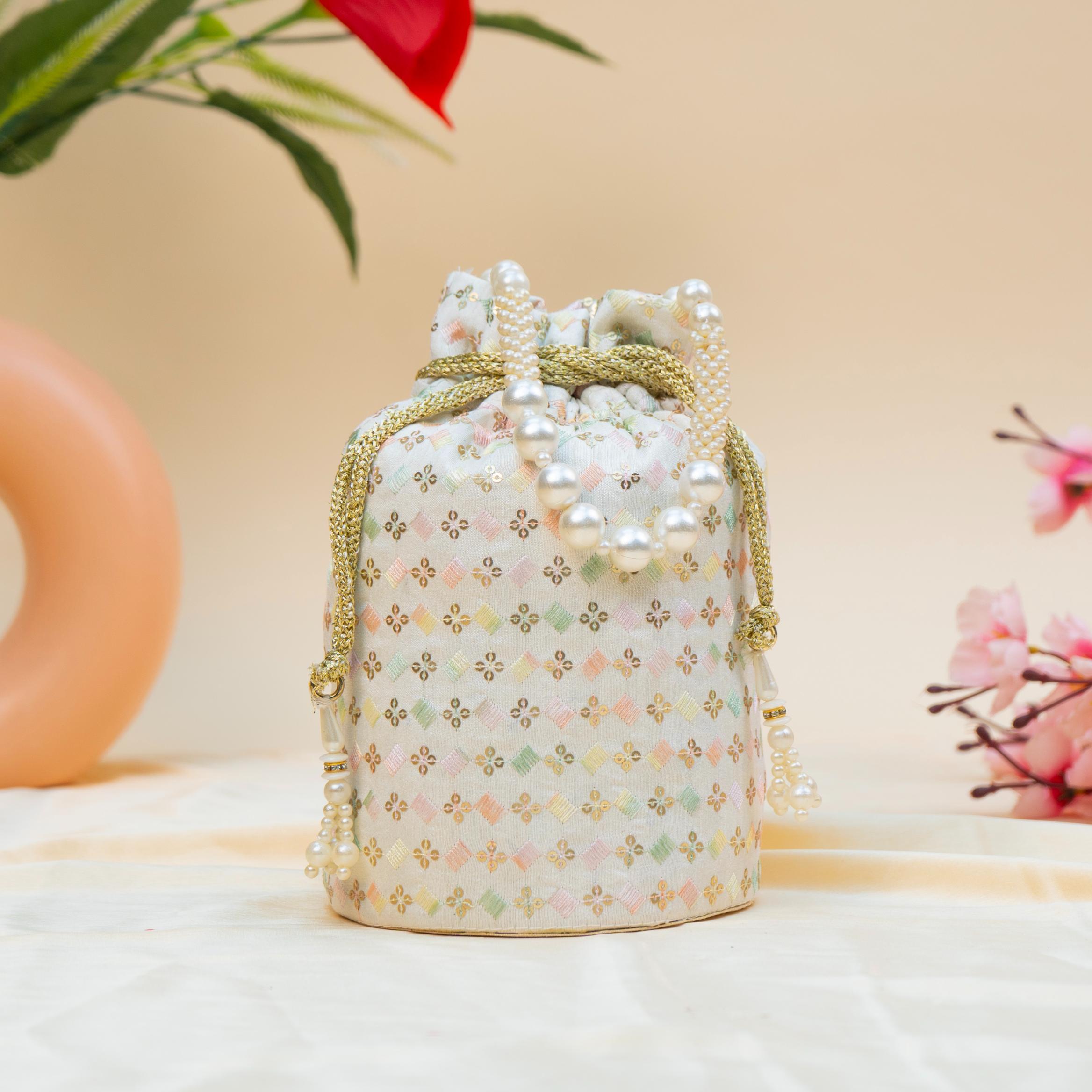 Tradition Weave Potli