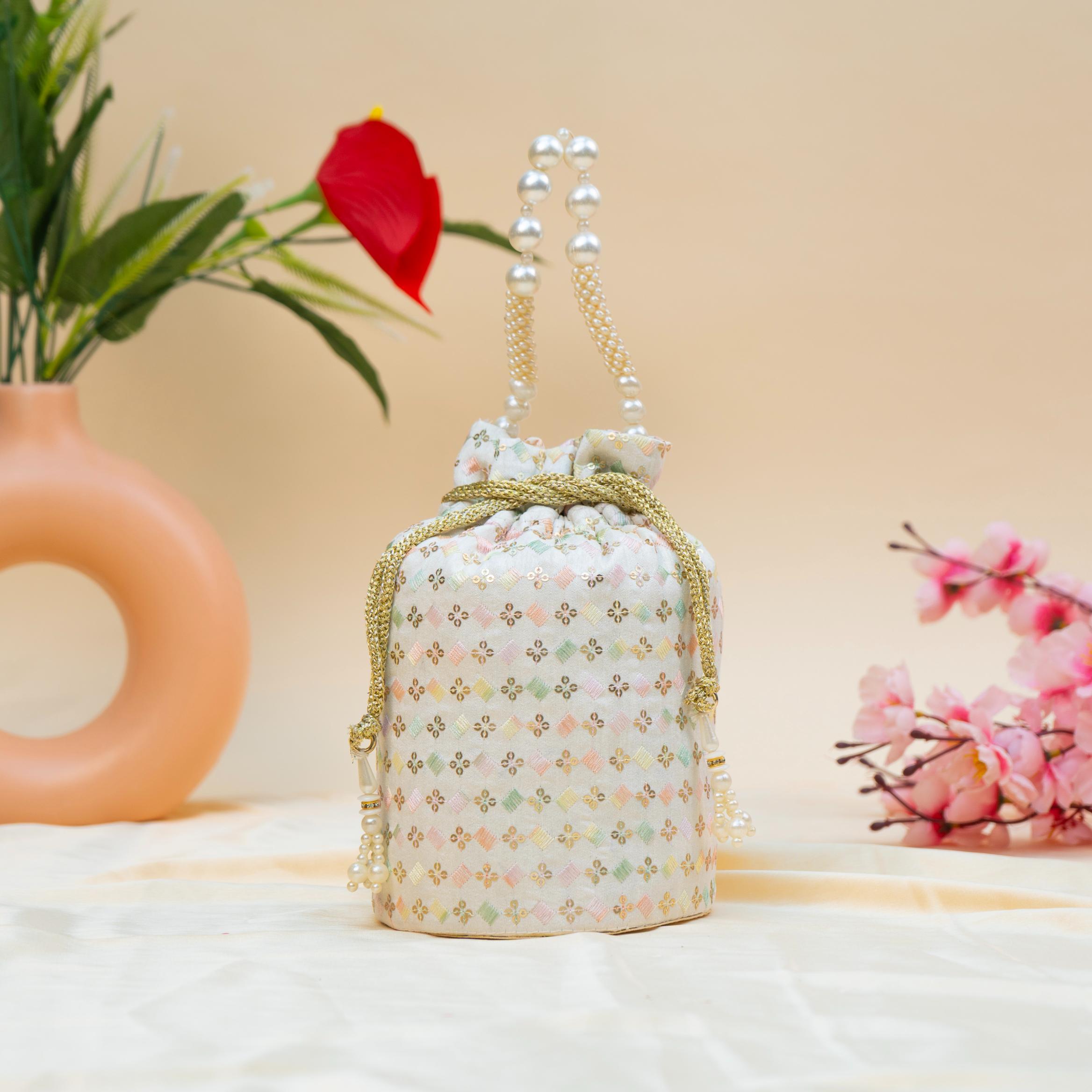 Tradition Weave Potli