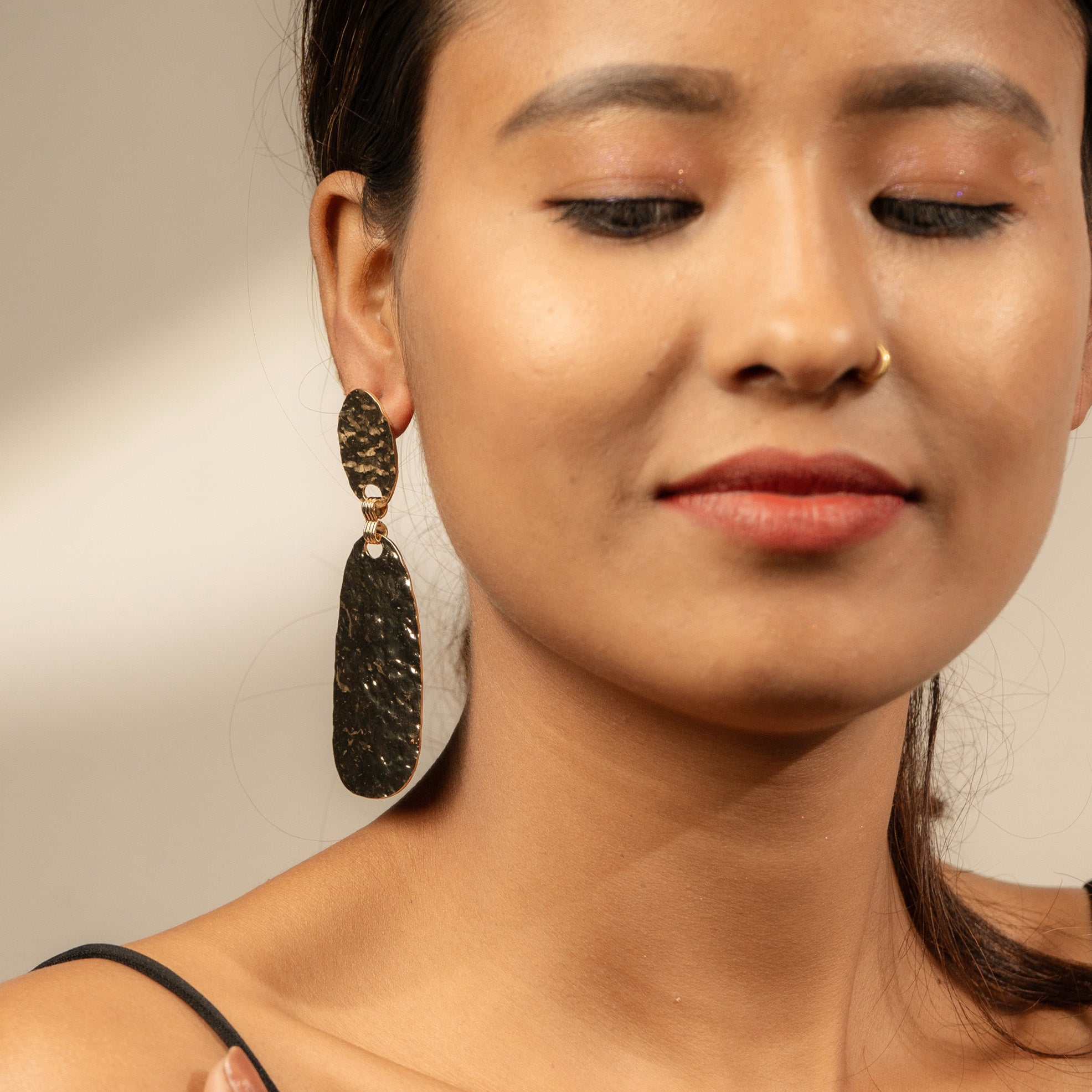 Soft Contour Earrings