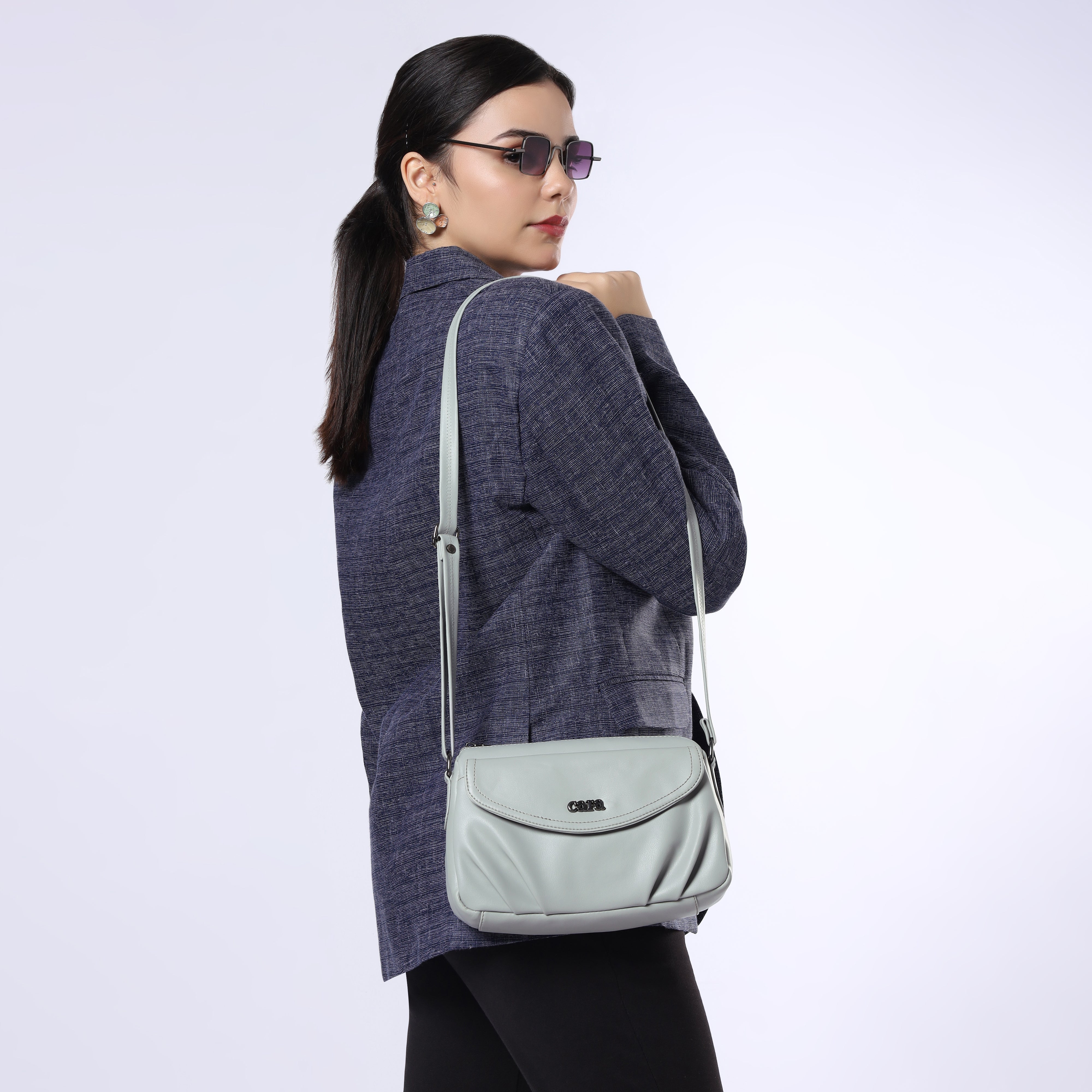 White Simplify Sling | Cara