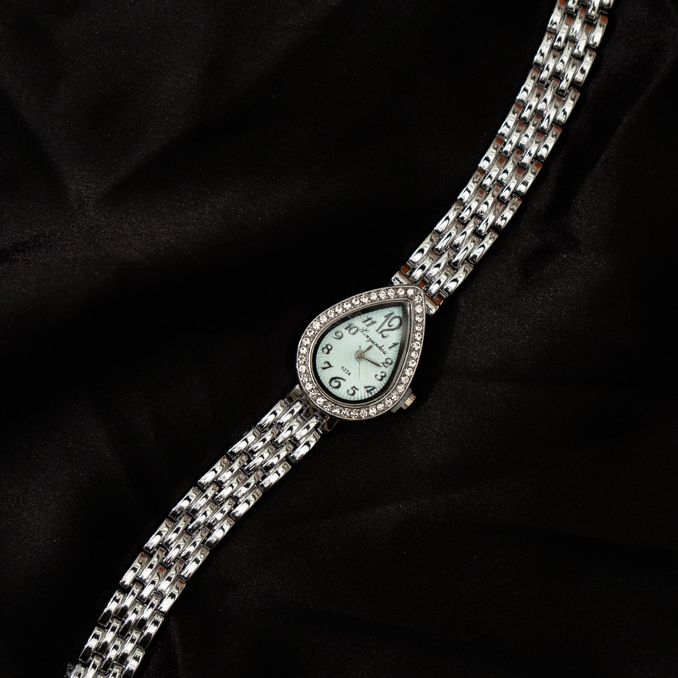 Dewelle Watch