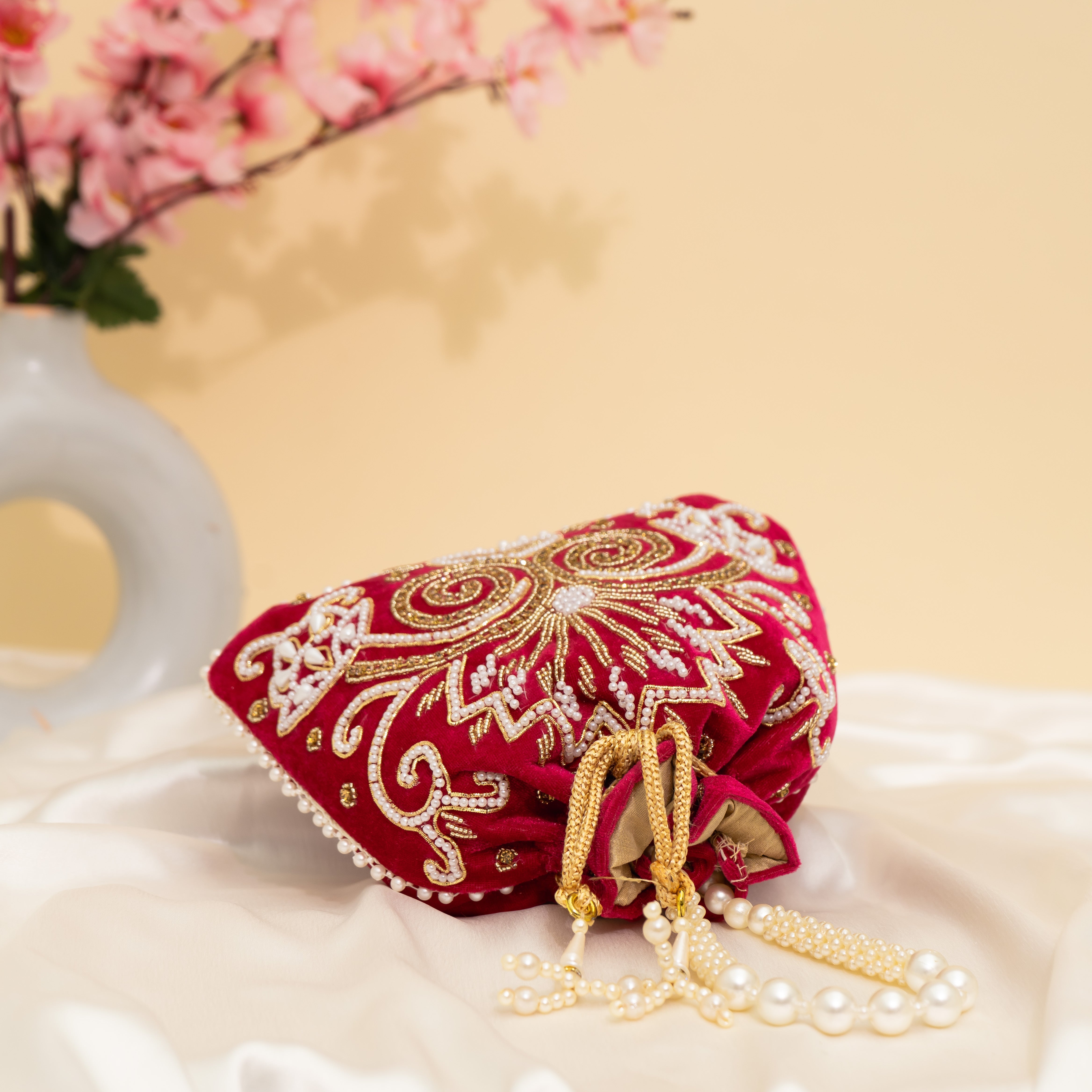 Pearlstone Radiance Potli